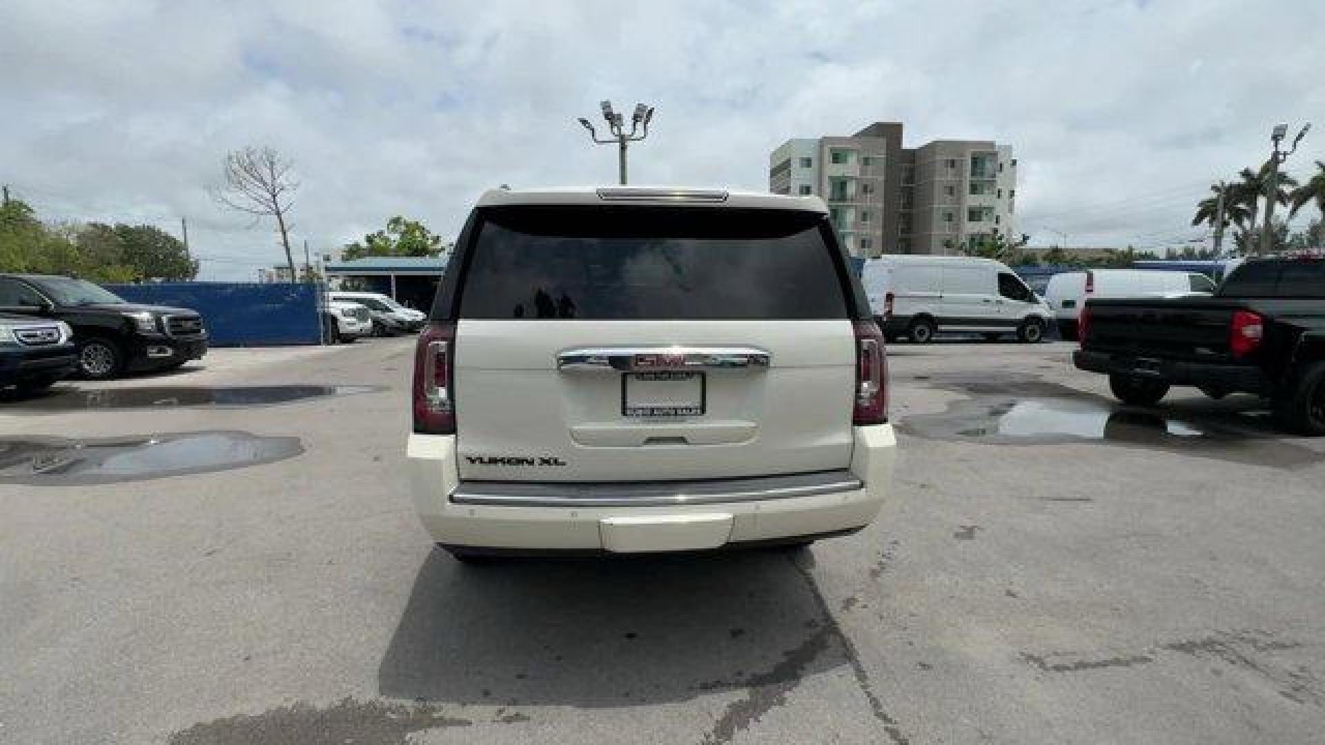 2015 White Diamond Tricoat /Cocoa/Shale GMC Yukon XL (1GKS2JKJ8FR) with an 8 6.2L engine, Automatic transmission, located at 27610 S Dixie Hwy, Homestead, FL, 33032, (305) 749-2348, 25.510241, -80.438301 - KBB.com Brand Image Awards. Only 110,994 Miles! Delivers 20 Highway MPG and 14 City MPG! This GMC Yukon XL delivers a Gas V8 6.2L/378 engine powering this Automatic transmission. WHITE DIAMOND TRICOAT, WHEELS, 20 X 9 (50.8 CM X 22.9 CM) ULTRA BRIGHT MACHINED ALUMINUM (STD), TRANSMISSION, 8-SPEED AUT - Photo#3