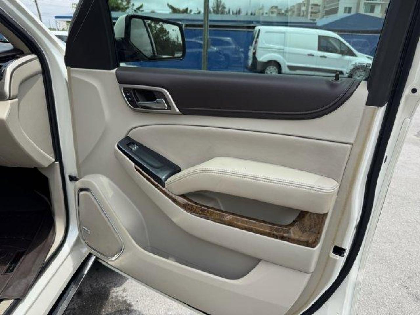 2015 White Diamond Tricoat /Cocoa/Shale GMC Yukon XL (1GKS2JKJ8FR) with an 8 6.2L engine, Automatic transmission, located at 27610 S Dixie Hwy, Homestead, FL, 33032, (305) 749-2348, 25.510241, -80.438301 - KBB.com Brand Image Awards. Only 110,994 Miles! Delivers 20 Highway MPG and 14 City MPG! This GMC Yukon XL delivers a Gas V8 6.2L/378 engine powering this Automatic transmission. WHITE DIAMOND TRICOAT, WHEELS, 20 X 9 (50.8 CM X 22.9 CM) ULTRA BRIGHT MACHINED ALUMINUM (STD), TRANSMISSION, 8-SPEED AUT - Photo#16
