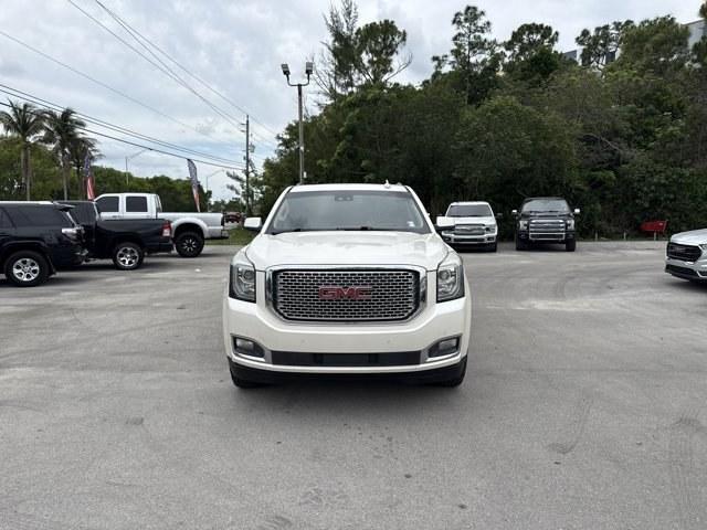 2015 White Diamond Tricoat /Cocoa/Shale GMC Yukon XL (1GKS2JKJ8FR) with an 8 6.2L engine, Automatic transmission, located at 27610 S Dixie Hwy, Homestead, FL, 33032, (305) 749-2348, 25.510241, -80.438301 - KBB.com Brand Image Awards. Only 110,994 Miles! Delivers 20 Highway MPG and 14 City MPG! This GMC Yukon XL delivers a Gas V8 6.2L/378 engine powering this Automatic transmission. WHITE DIAMOND TRICOAT, WHEELS, 20 X 9 (50.8 CM X 22.9 CM) ULTRA BRIGHT MACHINED ALUMINUM (STD), TRANSMISSION, 8-SPEED AUT - Photo#3