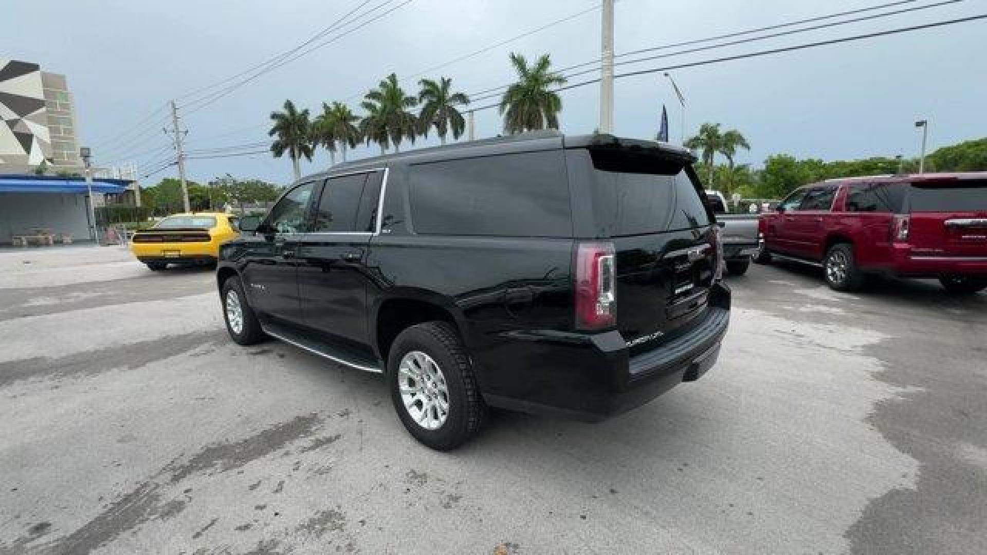 2018 Onyx Black /Jet Black GMC Yukon XL (1GKS2GKC0JR) with an 8 5.3L engine, Automatic transmission, located at 27610 S Dixie Hwy, Homestead, FL, 33032, (305) 749-2348, 25.510241, -80.438301 - Delivers 22 Highway MPG and 15 City MPG! This GMC Yukon XL delivers a Gas V8 5.3L/325 engine powering this Automatic transmission. WHEELS, 18 X 8.5 (45.7 CM X 21.6 CM) BRIGHT MACHINED ALUMINUM (STD), TRANSMISSION, 6-SPEED AUTOMATIC, ELECTRONICALLY CONTROLLED with overdrive, tow/haul mode and tap up/ - Photo#2