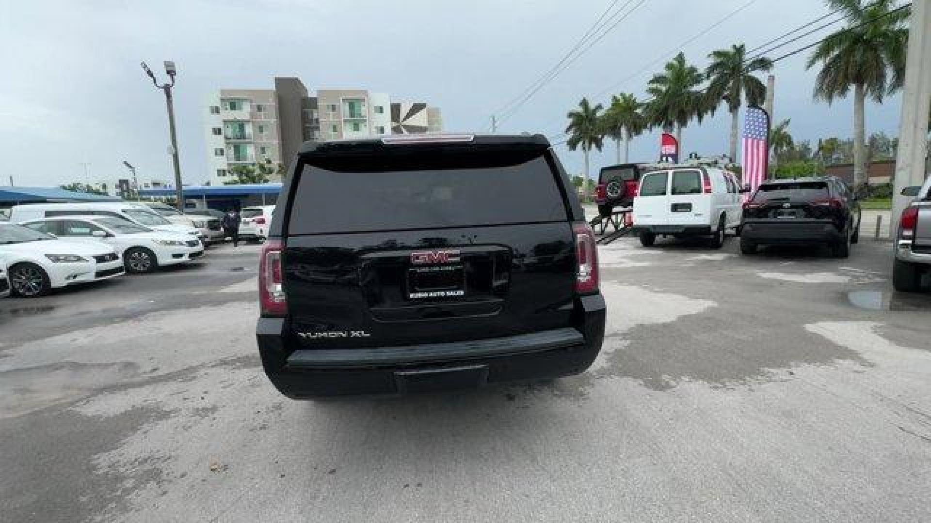 2018 Onyx Black /Jet Black GMC Yukon XL (1GKS2GKC0JR) with an 8 5.3L engine, Automatic transmission, located at 27610 S Dixie Hwy, Homestead, FL, 33032, (305) 749-2348, 25.510241, -80.438301 - Delivers 22 Highway MPG and 15 City MPG! This GMC Yukon XL delivers a Gas V8 5.3L/325 engine powering this Automatic transmission. WHEELS, 18 X 8.5 (45.7 CM X 21.6 CM) BRIGHT MACHINED ALUMINUM (STD), TRANSMISSION, 6-SPEED AUTOMATIC, ELECTRONICALLY CONTROLLED with overdrive, tow/haul mode and tap up/ - Photo#3