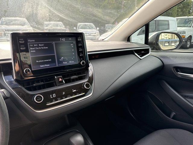 2020 Silver Toyota Corolla (5YFEPRAE5LP) with an 4 1.8 L engine, Variable transmission, located at 27610 S Dixie Hwy, Homestead, FL, 33032, (305) 749-2348, 25.510241, -80.438301 - KBB.com 10 Coolest New Cars Under $20,000. Only 40,534 Miles! Delivers 38 Highway MPG and 30 City MPG! This Toyota Corolla delivers a Regular Unleaded I-4 1.8 L/110 engine powering this Variable transmission. Wheels: 16 Wide Vent Steel, Wheels w/Full Wheel Covers, Variable Intermittent Wipers.*This - Photo#11