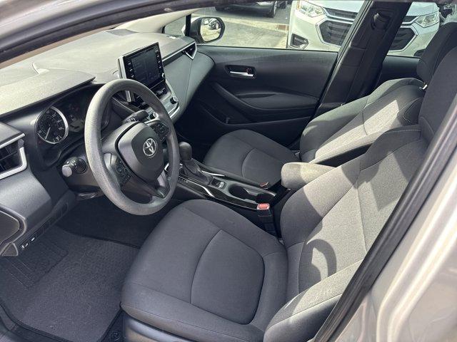 2020 Silver Toyota Corolla (5YFEPRAE5LP) with an 4 1.8 L engine, Variable transmission, located at 27610 S Dixie Hwy, Homestead, FL, 33032, (305) 749-2348, 25.510241, -80.438301 - KBB.com 10 Coolest New Cars Under $20,000. Only 40,534 Miles! Delivers 38 Highway MPG and 30 City MPG! This Toyota Corolla delivers a Regular Unleaded I-4 1.8 L/110 engine powering this Variable transmission. Wheels: 16 Wide Vent Steel, Wheels w/Full Wheel Covers, Variable Intermittent Wipers.*This - Photo#12