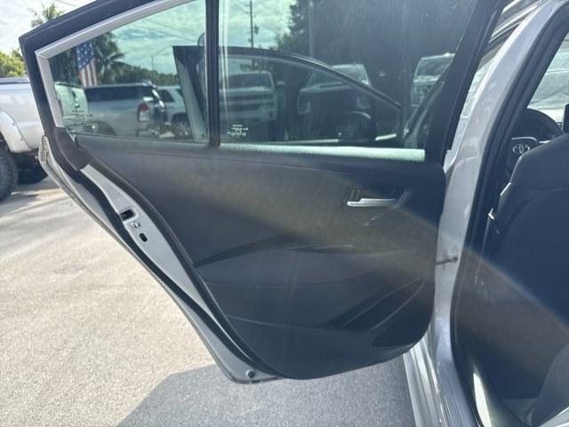 2020 Silver Toyota Corolla (5YFEPRAE5LP) with an 4 1.8 L engine, Variable transmission, located at 27610 S Dixie Hwy, Homestead, FL, 33032, (305) 749-2348, 25.510241, -80.438301 - KBB.com 10 Coolest New Cars Under $20,000. Only 40,534 Miles! Delivers 38 Highway MPG and 30 City MPG! This Toyota Corolla delivers a Regular Unleaded I-4 1.8 L/110 engine powering this Variable transmission. Wheels: 16 Wide Vent Steel, Wheels w/Full Wheel Covers, Variable Intermittent Wipers.*This - Photo#15