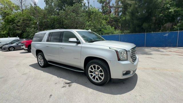 2020 Quicksilver Metallic /Jet Black GMC Yukon XL (1GKS1HKJ4LR) with an 8 6.2L engine, Automatic transmission, located at 27610 S Dixie Hwy, Homestead, FL, 33032, (305) 749-2348, 25.510241, -80.438301 - Delivers 23 Highway MPG and 14 City MPG! This GMC Yukon XL boasts a Gas V8 6.2L/376 engine powering this Automatic transmission. WHEELS, 20 X 9 (50.8 CM X 22.9 CM) BRIGHT MACHINED ALUMINUM (STD), TRANSMISSION, 10-SPEED AUTOMATIC electronically controlled with overdrive, tow/haul mode and tap up/tap - Photo#5