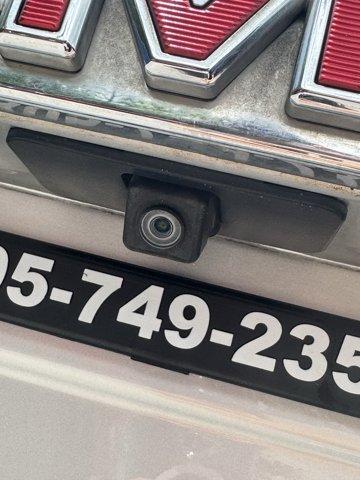 2020 Quicksilver Metallic /Jet Black GMC Yukon XL (1GKS1HKJ4LR) with an 8 6.2L engine, Automatic transmission, located at 27610 S Dixie Hwy, Homestead, FL, 33032, (305) 749-2348, 25.510241, -80.438301 - Delivers 23 Highway MPG and 14 City MPG! This GMC Yukon XL boasts a Gas V8 6.2L/376 engine powering this Automatic transmission. WHEELS, 20 X 9 (50.8 CM X 22.9 CM) BRIGHT MACHINED ALUMINUM (STD), TRANSMISSION, 10-SPEED AUTOMATIC electronically controlled with overdrive, tow/haul mode and tap up/tap - Photo#17