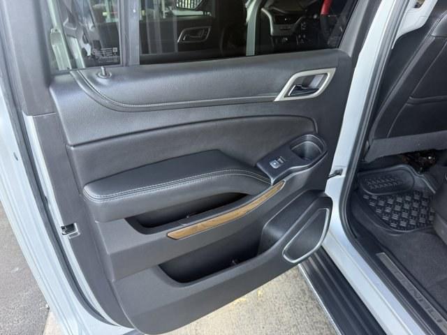 2020 Quicksilver Metallic /Jet Black GMC Yukon XL (1GKS1HKJ4LR) with an 8 6.2L engine, Automatic transmission, located at 27610 S Dixie Hwy, Homestead, FL, 33032, (305) 749-2348, 25.510241, -80.438301 - Delivers 23 Highway MPG and 14 City MPG! This GMC Yukon XL boasts a Gas V8 6.2L/376 engine powering this Automatic transmission. WHEELS, 20 X 9 (50.8 CM X 22.9 CM) BRIGHT MACHINED ALUMINUM (STD), TRANSMISSION, 10-SPEED AUTOMATIC electronically controlled with overdrive, tow/haul mode and tap up/tap- Photo#13