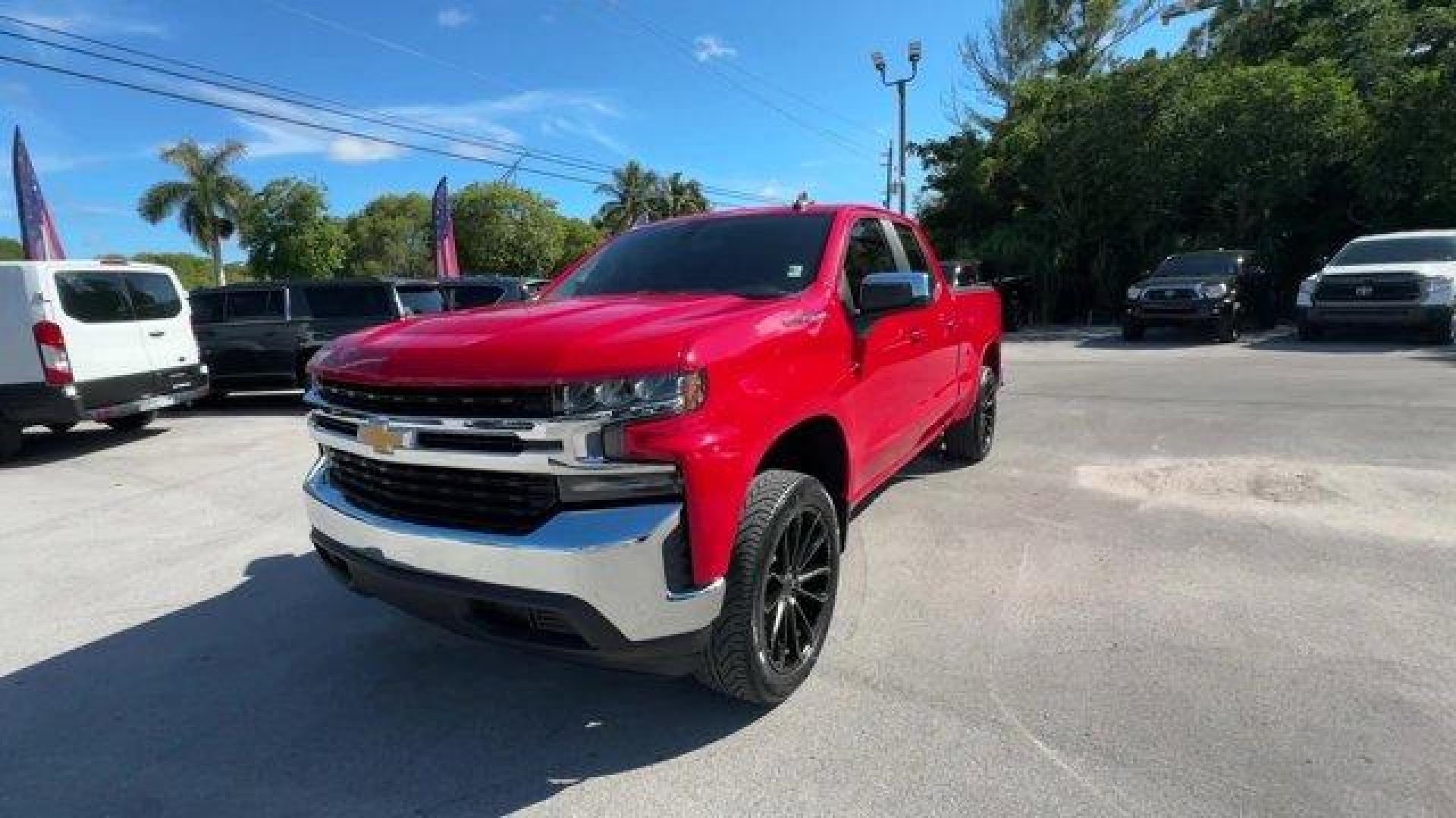2020 Red Hot /Jet Black Chevrolet Silverado 1500 (1GCRWCED7LZ) with an 8 5.3L engine, Automatic transmission, located at 27610 S Dixie Hwy, Homestead, FL, 33032, (305) 749-2348, 25.510241, -80.438301 - Delivers 24 Highway MPG and 17 City MPG! This Chevrolet Silverado 1500 delivers a Gas V8 5.3L/325 engine powering this Automatic transmission. WHEELS, 17 X 8 (43.2 CM X 20.3 CM) BRIGHT SILVER PAINTED ALUMINUM (STD), TRANSMISSION, 8-SPEED AUTOMATIC, ELECTRONICALLY CONTROLLED with overdrive and tow/ha - Photo#0