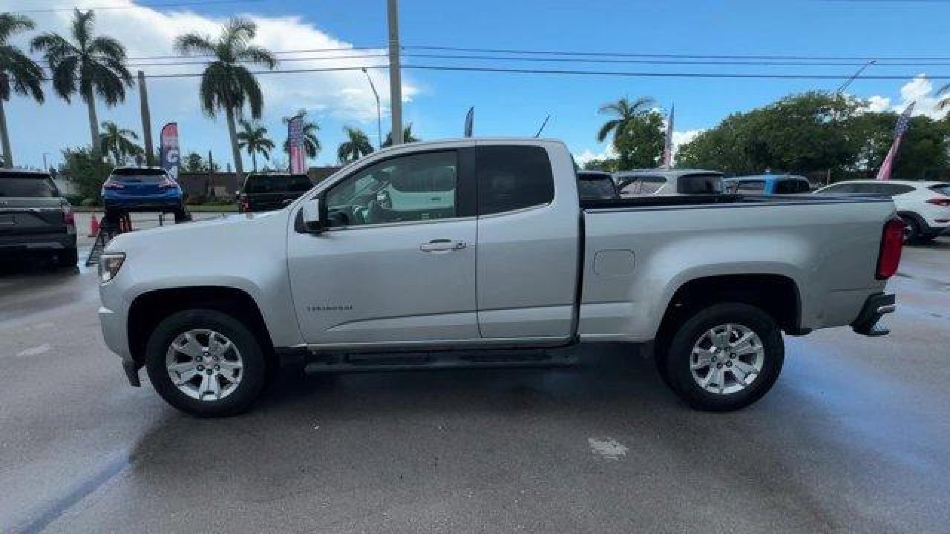 2016 Silver Ice Metallic /Jet Black Chevrolet Colorado (1GCHSCEA2G1) with an 4 2.5L engine, Automatic transmission, located at 27610 S Dixie Hwy, Homestead, FL, 33032, (305) 749-2348, 25.510241, -80.438301 - KBB.com 5-Year Cost to Own Awards. Scores 27 Highway MPG and 20 City MPG! This Chevrolet Colorado boasts a Gas I4 2.5L/150 engine powering this Automatic transmission. WINDOW, REAR-SLIDING, MANUAL, WHEELS, 17 X 8 (43.2 CM X 20.3 CM) BLADE SILVER METALLIC CAST ALUMINUM (STD), TRANSMISSION, 6-SPEED AU - Photo#1