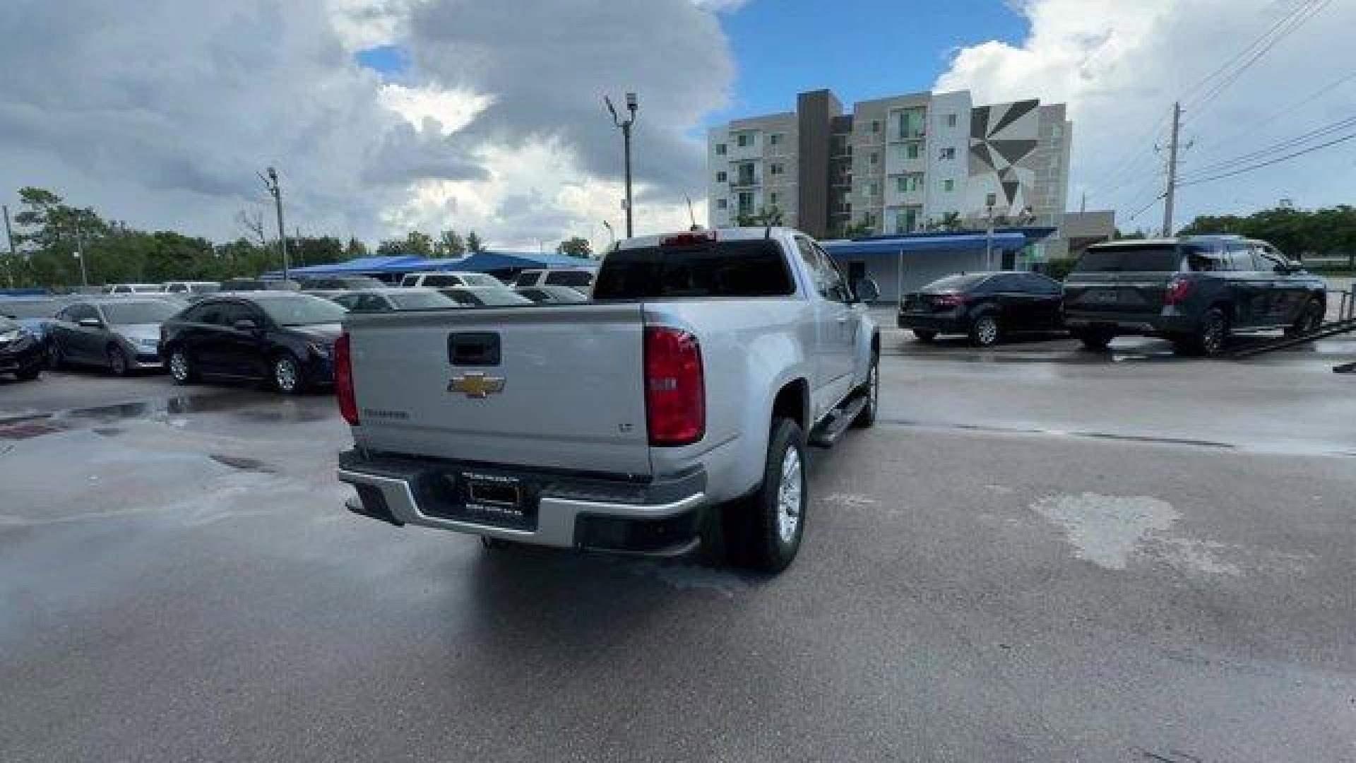 2016 Silver Ice Metallic /Jet Black Chevrolet Colorado (1GCHSCEA2G1) with an 4 2.5L engine, Automatic transmission, located at 27610 S Dixie Hwy, Homestead, FL, 33032, (305) 749-2348, 25.510241, -80.438301 - KBB.com 5-Year Cost to Own Awards. Scores 27 Highway MPG and 20 City MPG! This Chevrolet Colorado boasts a Gas I4 2.5L/150 engine powering this Automatic transmission. WINDOW, REAR-SLIDING, MANUAL, WHEELS, 17 X 8 (43.2 CM X 20.3 CM) BLADE SILVER METALLIC CAST ALUMINUM (STD), TRANSMISSION, 6-SPEED AU - Photo#4