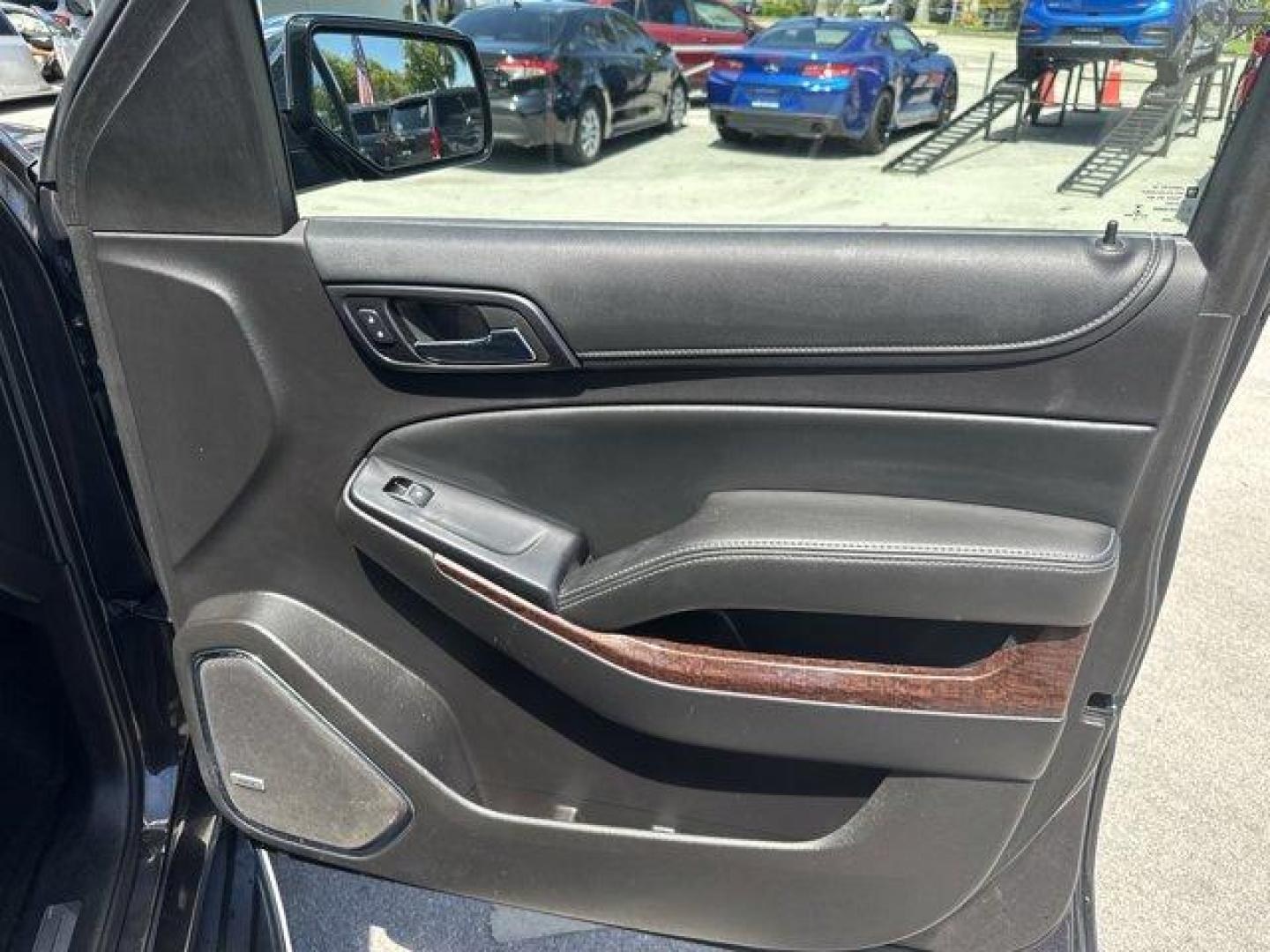 2015 Iridium Metallic /Jet Black GMC Yukon XL (1GKS1HKC9FR) with an 8 5.3L engine, Automatic transmission, located at 27610 S Dixie Hwy, Homestead, FL, 33032, (305) 749-2348, 25.510241, -80.438301 - KBB.com Brand Image Awards. Boasts 23 Highway MPG and 16 City MPG! This GMC Yukon XL delivers a Gas/Ethanol V8 5.3L/323 engine powering this Automatic transmission. WHEELS, 20 X 9 (50.8 CM X 22.9 CM) POLISHED ALUMINUM, TRANSMISSION, 6-SPEED AUTOMATIC, ELECTRONICALLY CONTROLLED with overdrive, tow/ha - Photo#16