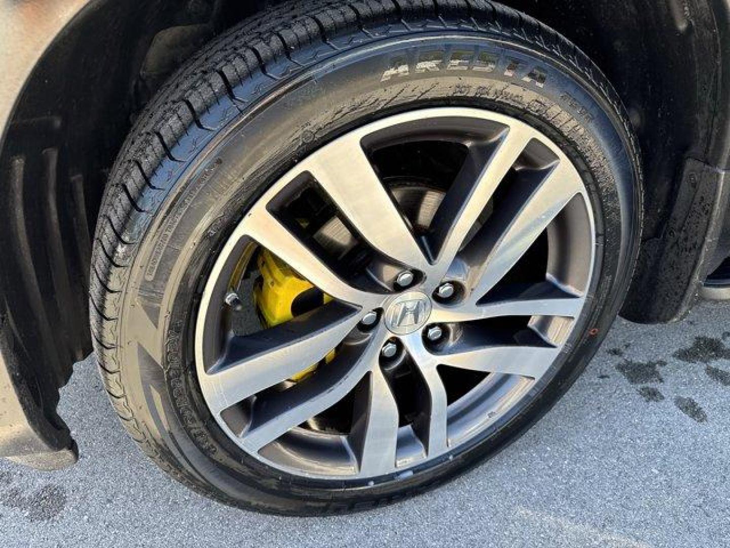 2017 Blue Honda Pilot (5FNYF5H96HB) with an 6 3.5 L engine, Automatic transmission, located at 27610 S Dixie Hwy, Homestead, FL, 33032, (305) 749-2348, 25.510241, -80.438301 - IIHS Top Safety Pick+. Boasts 27 Highway MPG and 20 City MPG! This Honda Pilot boasts a Regular Unleaded V-6 3.5 L/212 engine powering this Automatic transmission. Window Grid Antenna, Wheels: 20 Alloy, Wheels w/Machined Accents.*This Honda Pilot Comes Equipped with These Options *VSA Electronic Sta - Photo#18