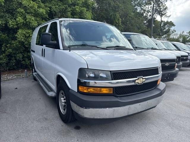 2019 Summit White /Jet Black/Medium Dark Pewter Chevrolet Express Cargo Van (1GCWGAFGXK1) with an 8 6.0L engine, Automatic transmission, located at 27610 S Dixie Hwy, Homestead, FL, 33032, (305) 749-2348, 25.510241, -80.438301 - This Chevrolet Express Cargo Van boasts a Gas/Ethanol V8 6.0L/364 engine powering this Automatic transmission. WINDOW SECURITY BAR, REAR SIDE DOOR GLASS, TRANSMISSION, 6-SPEED AUTOMATIC, HEAVY-DUTY, ELECTRONICALLY CONTROLLED with overdrive and tow/haul mode. Includes Cruise Grade Braking, Powertrain - Photo#1