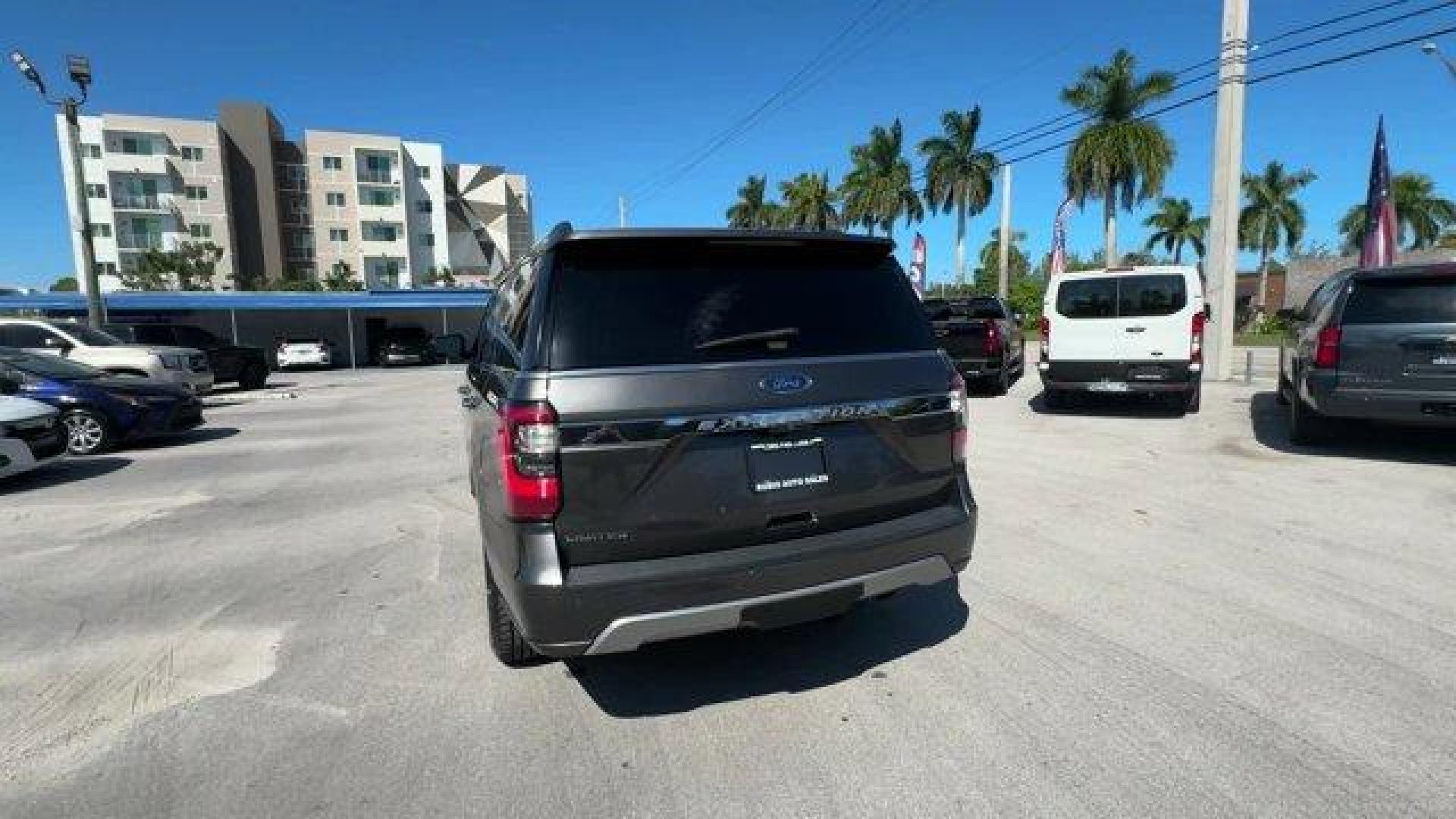 2020 Gray Ford Expedition (1FMJU1KT0LE) with an 6 3.5 L engine, Automatic transmission, located at 27610 S Dixie Hwy, Homestead, FL, 33032, (305) 749-2348, 25.510241, -80.438301 - KBB.com Best Buy Awards. Delivers 23 Highway MPG and 17 City MPG! This Ford Expedition delivers a Twin Turbo Premium Unleaded V-6 3.5 L/213 engine powering this Automatic transmission. ENGINE: 3.5L ECOBOOST V6 -inc: auto start-stop technology (STD), Window Grid Antenna, Trunk/Hatch Auto-Latch.* This - Photo#3