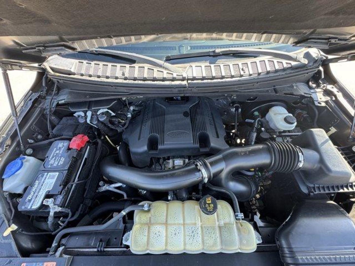 2020 Gray Ford Expedition (1FMJU1KT0LE) with an 6 3.5 L engine, Automatic transmission, located at 27610 S Dixie Hwy, Homestead, FL, 33032, (305) 749-2348, 25.510241, -80.438301 - KBB.com Best Buy Awards. Delivers 23 Highway MPG and 17 City MPG! This Ford Expedition delivers a Twin Turbo Premium Unleaded V-6 3.5 L/213 engine powering this Automatic transmission. ENGINE: 3.5L ECOBOOST V6 -inc: auto start-stop technology (STD), Window Grid Antenna, Trunk/Hatch Auto-Latch.* This - Photo#18