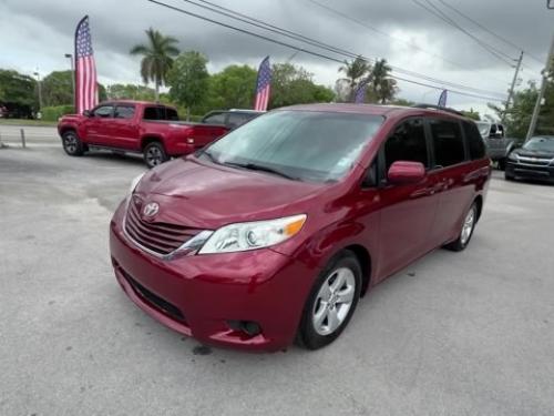 2015 Toyota Sienna 
