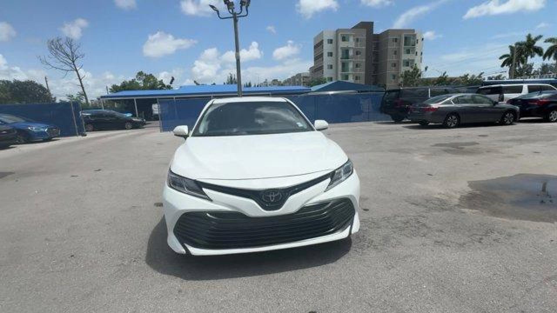 2020 White Toyota Camry (4T1C11AK3LU) with an 4 2.5 L engine, Automatic transmission, located at 27610 S Dixie Hwy, Homestead, FL, 33032, (305) 749-2348, 25.510241, -80.438301 - Boasts 39 Highway MPG and 28 City MPG! This Toyota Camry boasts a Regular Unleaded I-4 2.5 L/152 engine powering this Automatic transmission. Window Grid And Roof Mount Antenna, Variable Intermittent Wipers, Valet Function.* This Toyota Camry Features the Following Options *Urethane Gear Shifter Mat - Photo#7
