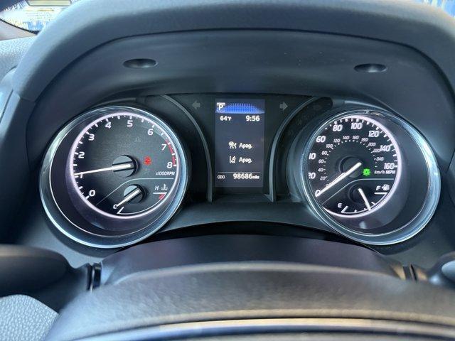 2020 White Toyota Camry (4T1C11AK3LU) with an 4 2.5 L engine, Automatic transmission, located at 27610 S Dixie Hwy, Homestead, FL, 33032, (305) 749-2348, 25.510241, -80.438301 - Boasts 39 Highway MPG and 28 City MPG! This Toyota Camry boasts a Regular Unleaded I-4 2.5 L/152 engine powering this Automatic transmission. Window Grid And Roof Mount Antenna, Variable Intermittent Wipers, Valet Function.* This Toyota Camry Features the Following Options *Urethane Gear Shifter Mat - Photo#8