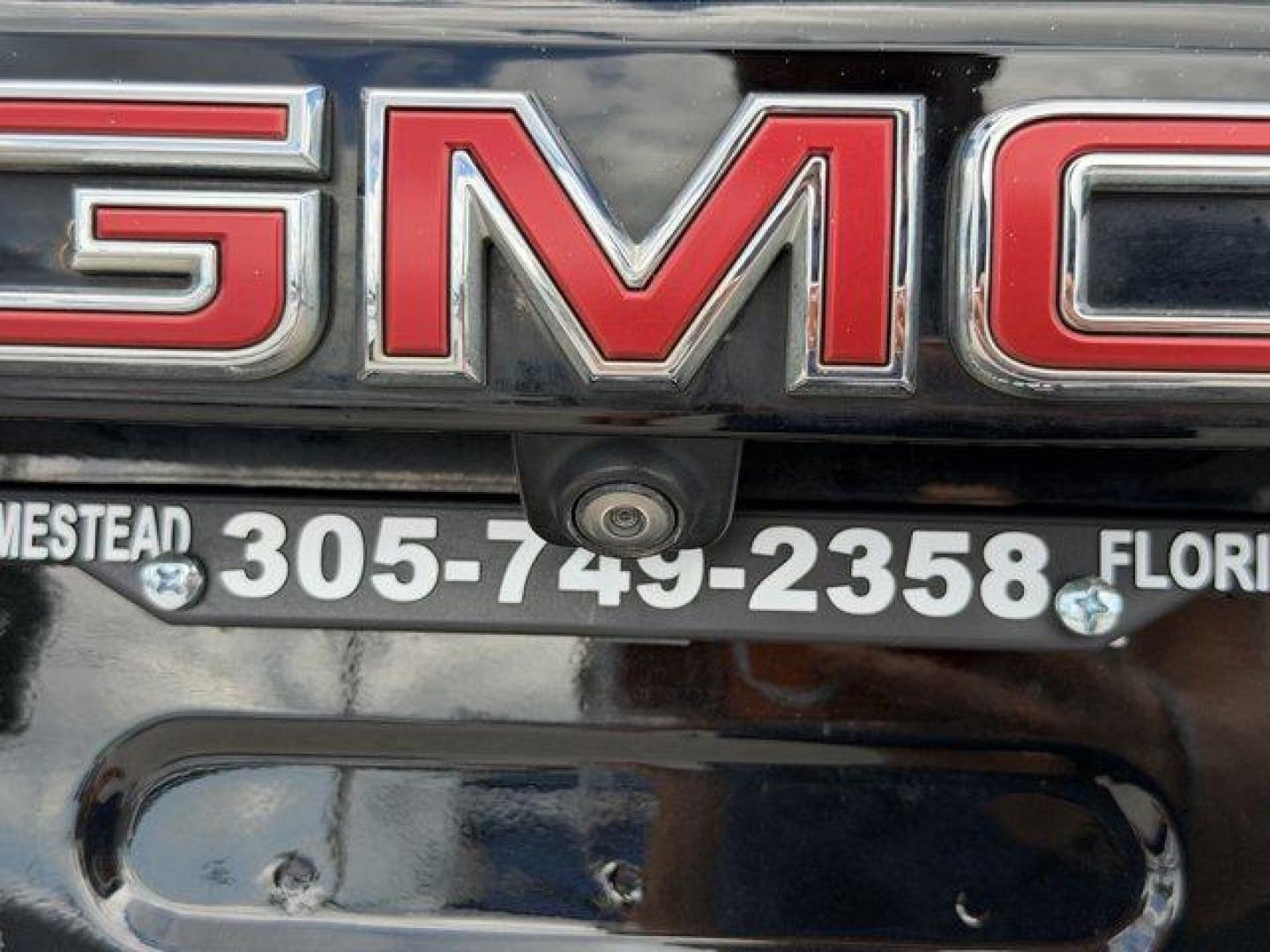 2021 Ebony Twilight Metallic /Jet Black GMC Acadia (1GKKNKLA3MZ) with an 4 2.5L engine, Automatic transmission, located at 27610 S Dixie Hwy, Homestead, FL, 33032, (305) 749-2348, 25.510241, -80.438301 - Boasts 27 Highway MPG and 21 City MPG! This GMC Acadia boasts a Gas I4 2.5L/150 engine powering this Automatic transmission. TRANSMISSION, 9-SPEED AUTOMATIC, ELECTRONICALLY-CONTROLLED with 2.5L engine (STD), SLE PREFERRED EQUIPMENT GROUP includes standard equipment, SEATS, FRONT BUCKET (STD).* This - Photo#20