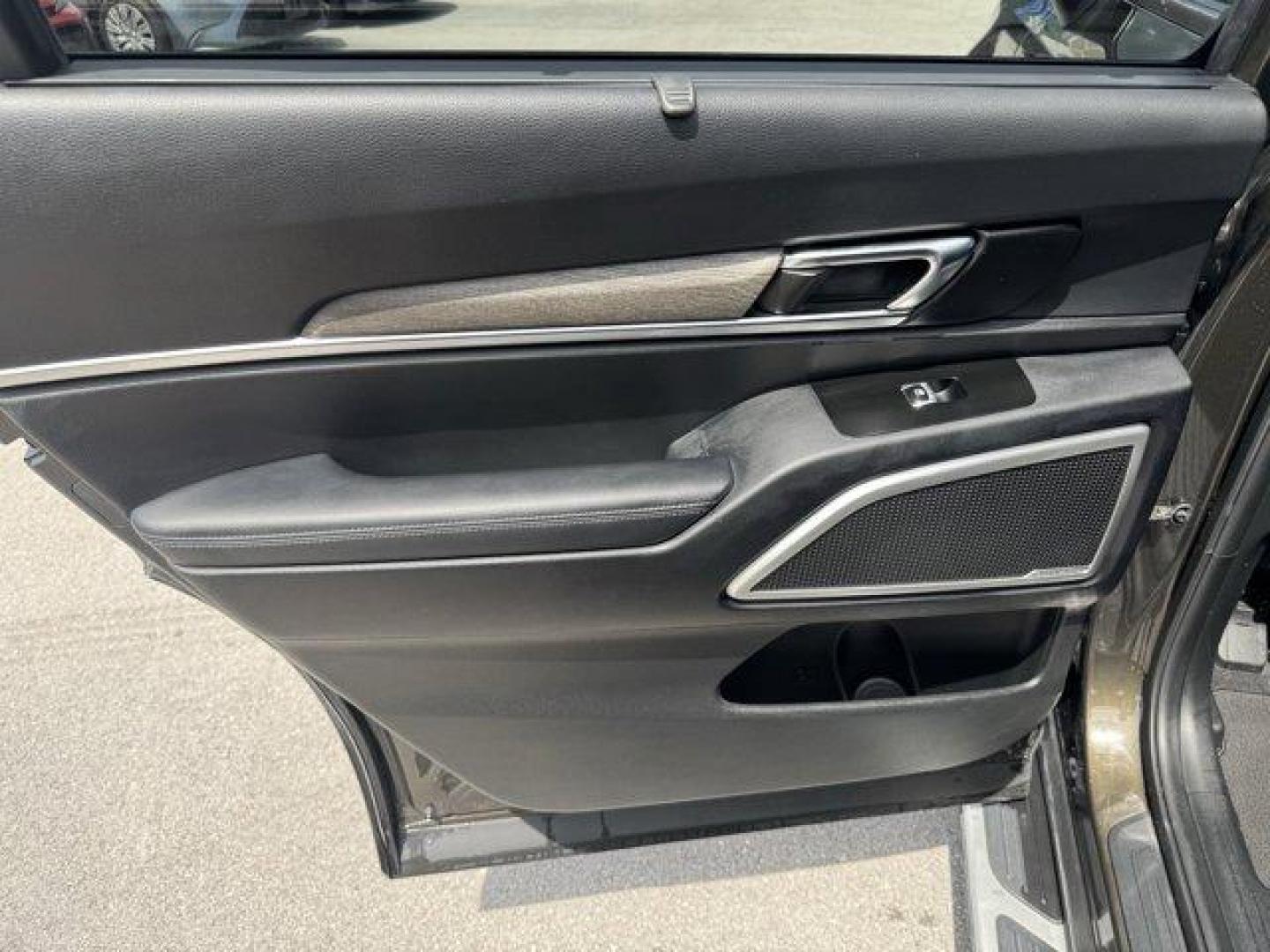 2022 Dark Moss /Black Kia Telluride (5XYP3DHC6NG) with an 6 3.8 L engine, Automatic transmission, located at 27610 S Dixie Hwy, Homestead, FL, 33032, (305) 749-2348, 25.510241, -80.438301 - Boasts 24 Highway MPG and 19 City MPG! This Kia Telluride delivers a Regular Unleaded V-6 3.8 L/231 engine powering this Automatic transmission. CARPETED FLOOR MATS, BLACK, LEATHER SEAT TRIM, Variable Intermittent Wipers.* This Kia Telluride Features the Following Options *Trunk/Hatch Auto-Latch, Tr - Photo#17