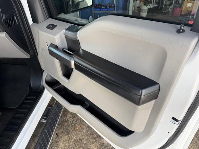2019 White Ford F-150 (1FTEW1C53KF) with an 8 5.0 L engine, Automatic transmission, located at 27610 S Dixie Hwy, Homestead, FL, 33032, (305) 749-2348, 25.510241, -80.438301 - Delivers 25 Highway MPG and 19 City MPG! This Ford F-150 delivers a Regular Unleaded V8 5.0 L engine powering this Automatic transmission. Variable Intermittent Wipers, Urethane Gear Shifter Material, Transmission w/Driver Selectable Mode and SelectShift Sequential Shift Control.*This Ford F-150 Com - Photo#13