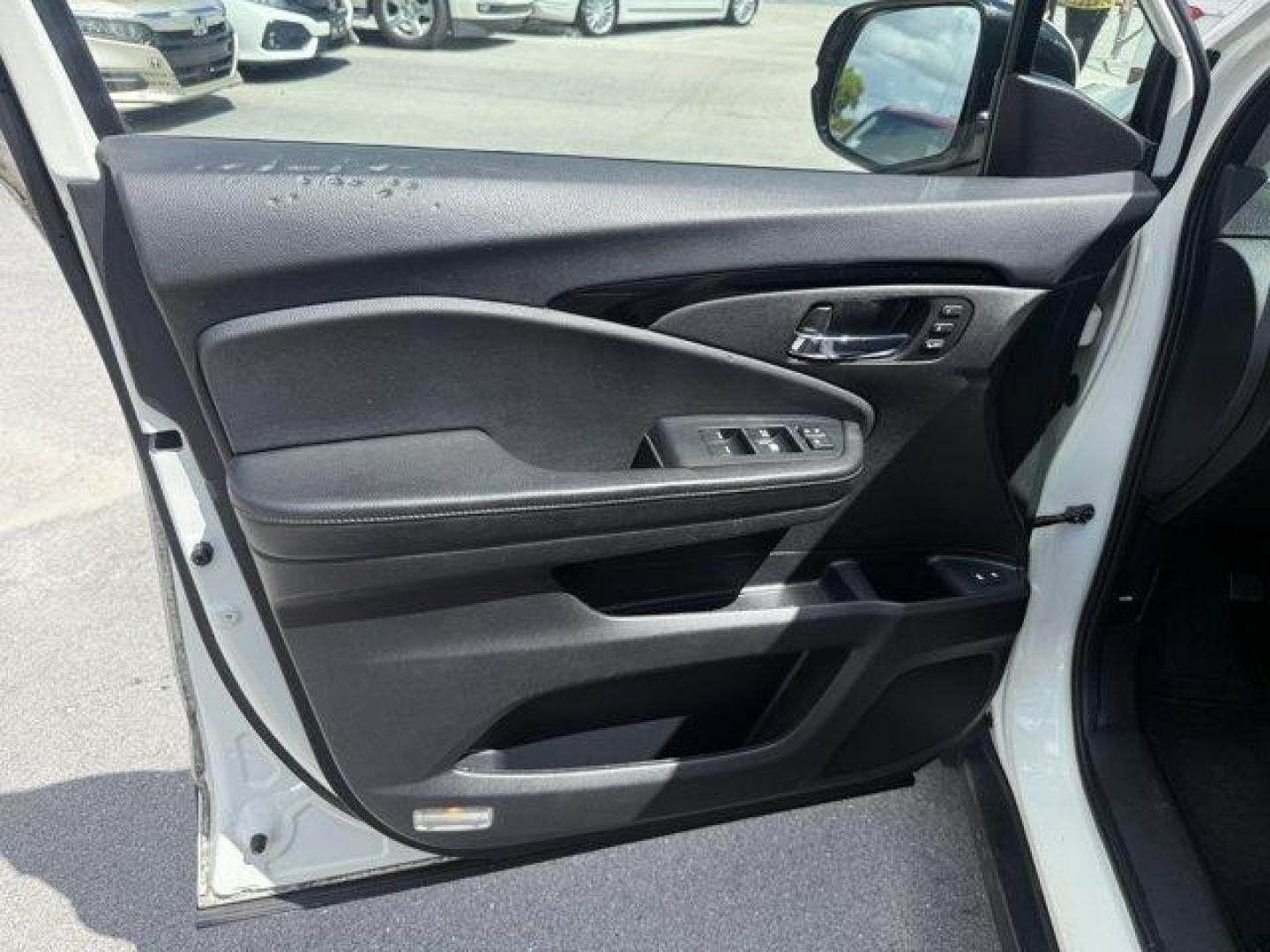 2017 White Honda Pilot (5FNYF5H97HB) with an 6 3.5 L engine, Automatic transmission, located at 27610 S Dixie Hwy, Homestead, FL, 33032, (305) 749-2348, 25.510241, -80.438301 - IIHS Top Safety Pick+. Scores 27 Highway MPG and 20 City MPG! This Honda Pilot boasts a Regular Unleaded V-6 3.5 L/212 engine powering this Automatic transmission. Window Grid Antenna, Wheels: 20 Alloy, Wheels w/Machined Accents.*This Honda Pilot Comes Equipped with These Options *VSA Electronic Sta - Photo#10