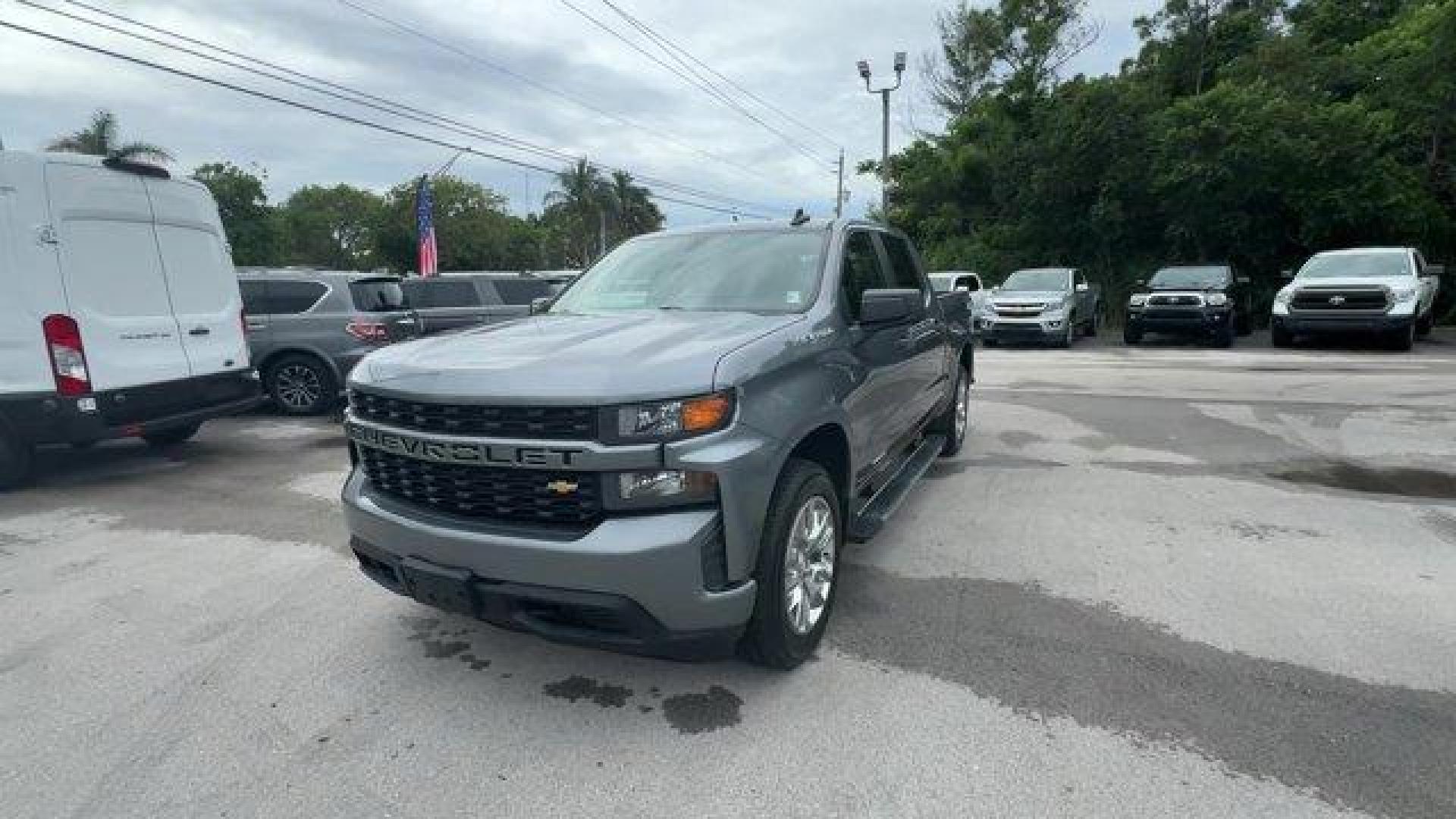 2019 Satin Steel Metallic /Jet Black Chevrolet Silverado 1500 (1GCPYBEH8KZ) with an 6 4.3L engine, Automatic transmission, located at 27610 S Dixie Hwy, Homestead, FL, 33032, (305) 749-2348, 25.510241, -80.438301 - Delivers 20 Highway MPG and 15 City MPG! This Chevrolet Silverado 1500 boasts a Gas V6 4.3L/262 engine powering this Automatic transmission. WHEELS, 20 X 9 (50.8 CM X 22.9 CM) SILVER PAINTED ALUMINUM (STD), TRANSMISSION, 6-SPEED AUTOMATIC, ELECTRONICALLY CONTROLLED (STD), TRAILERING PACKAGE includes - Photo#0