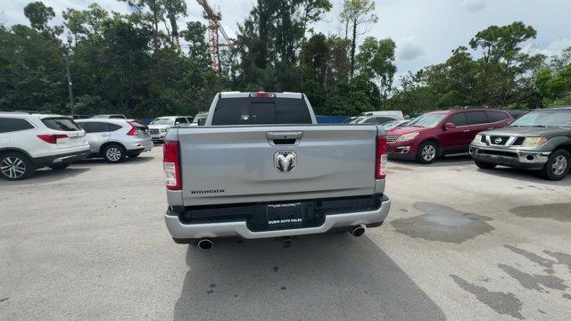 2021 Billet Silver Metallic Clearcoat /Black Ram 1500 (1C6RREBT7MN) with an 8 5.7 L engine, Automatic transmission, located at 27610 S Dixie Hwy, Homestead, FL, 33032, (305) 749-2348, 25.510241, -80.438301 - Scores 22 Highway MPG and 15 City MPG! This Ram 1500 boasts a Regular Unleaded V-8 5.7 L/345 engine powering this Automatic transmission. TRANSMISSION: 8-SPEED AUTOMATIC (8HP75), TIRES: 275/65R18 BSW ALL SEASON LRR (STD), RADIO: UCONNECT 4 W/8.4 DISPLAY.* This Ram 1500 Features the Following Options - Photo#3