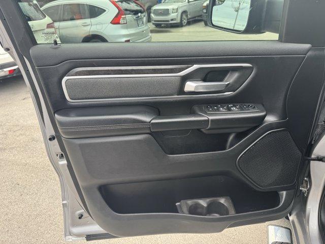 2021 Billet Silver Metallic Clearcoat /Black Ram 1500 (1C6RREBT7MN) with an 8 5.7 L engine, Automatic transmission, located at 27610 S Dixie Hwy, Homestead, FL, 33032, (305) 749-2348, 25.510241, -80.438301 - Scores 22 Highway MPG and 15 City MPG! This Ram 1500 boasts a Regular Unleaded V-8 5.7 L/345 engine powering this Automatic transmission. TRANSMISSION: 8-SPEED AUTOMATIC (8HP75), TIRES: 275/65R18 BSW ALL SEASON LRR (STD), RADIO: UCONNECT 4 W/8.4 DISPLAY.* This Ram 1500 Features the Following Options - Photo#13