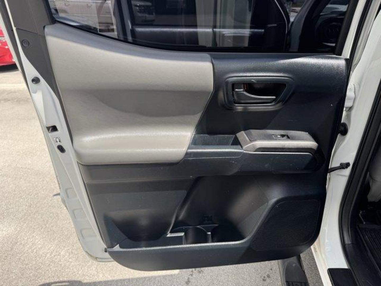 2016 White Toyota Tacoma (5TFAX5GN4GX) with an 4 2.7 L engine, Automatic transmission, located at 27610 S Dixie Hwy, Homestead, FL, 33032, (305) 749-2348, 25.510241, -80.438301 - KBB.com Best Resale Value Awards. Delivers 23 Highway MPG and 19 City MPG! This Toyota Tacoma boasts a Regular Unleaded I-4 2.7 L/164 engine powering this Automatic transmission. Wheels: 16 x 7J+30 Style Steel Disc, Urethane Gear Shifter Material, Transmission: 6-Speed Automatic -inc: electronic shi - Photo#16