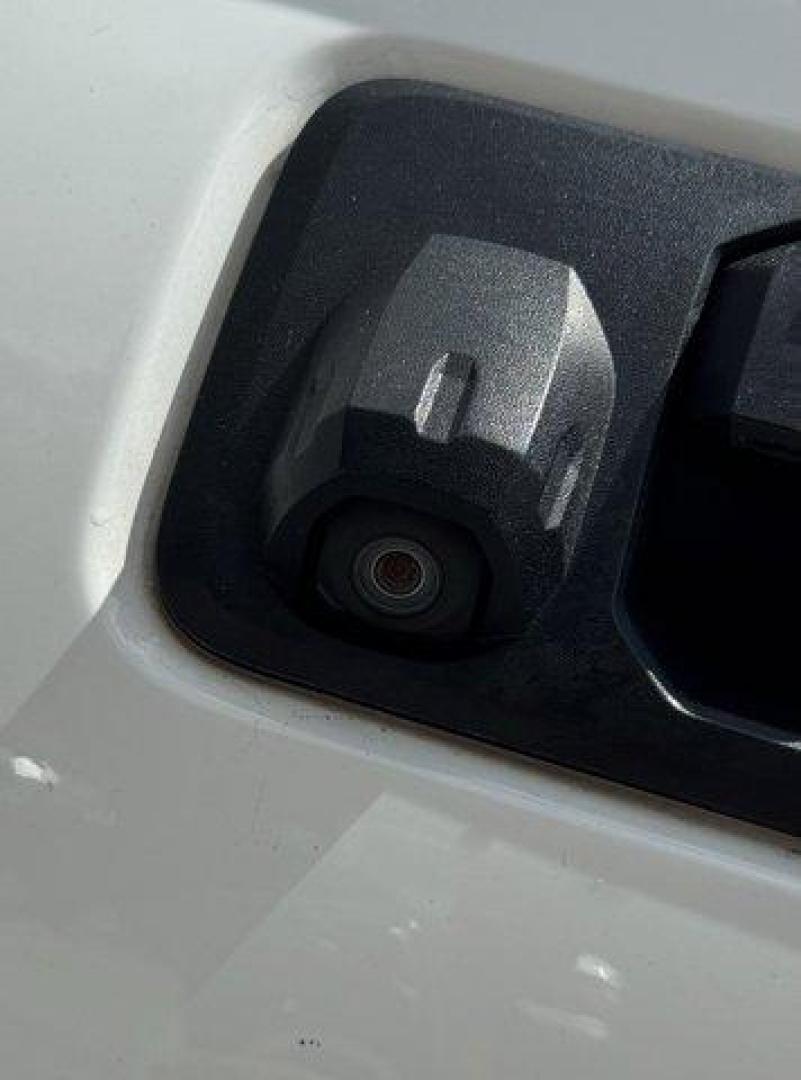 2016 White Toyota Tacoma (5TFAX5GN4GX) with an 4 2.7 L engine, Automatic transmission, located at 27610 S Dixie Hwy, Homestead, FL, 33032, (305) 749-2348, 25.510241, -80.438301 - KBB.com Best Resale Value Awards. Delivers 23 Highway MPG and 19 City MPG! This Toyota Tacoma boasts a Regular Unleaded I-4 2.7 L/164 engine powering this Automatic transmission. Wheels: 16 x 7J+30 Style Steel Disc, Urethane Gear Shifter Material, Transmission: 6-Speed Automatic -inc: electronic shi - Photo#19