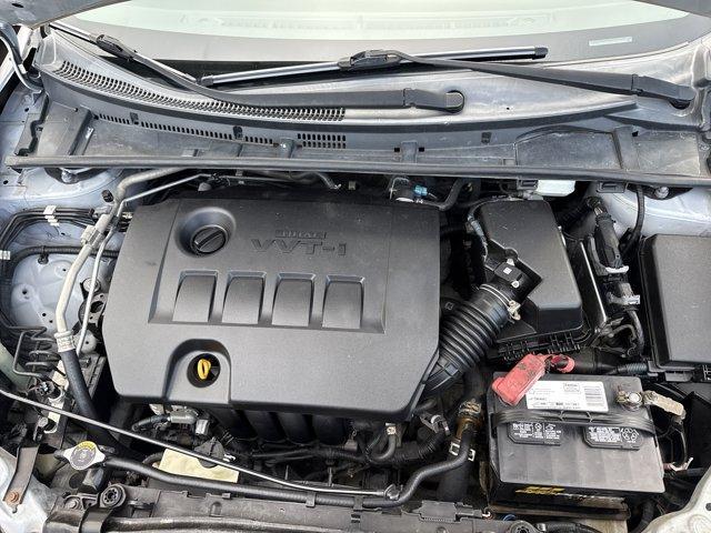 2014 Silver Toyota Corolla (2T1BURHE1EC) with an 4 1.8 L engine, Automatic transmission, located at 27610 S Dixie Hwy, Homestead, FL, 33032, (305) 749-2348, 25.510241, -80.438301 - KBB.com 5-Year Cost to Own Awards. This Toyota Corolla boasts a Regular Unleaded I-4 1.8 L/110 engine powering this Automatic transmission. Window Grid Antenna, Urethane Gear Shifter Material, Trunk Rear Cargo Access.*This Toyota Corolla Comes Equipped with These Options *Trip Computer, Torsion Beam - Photo#4