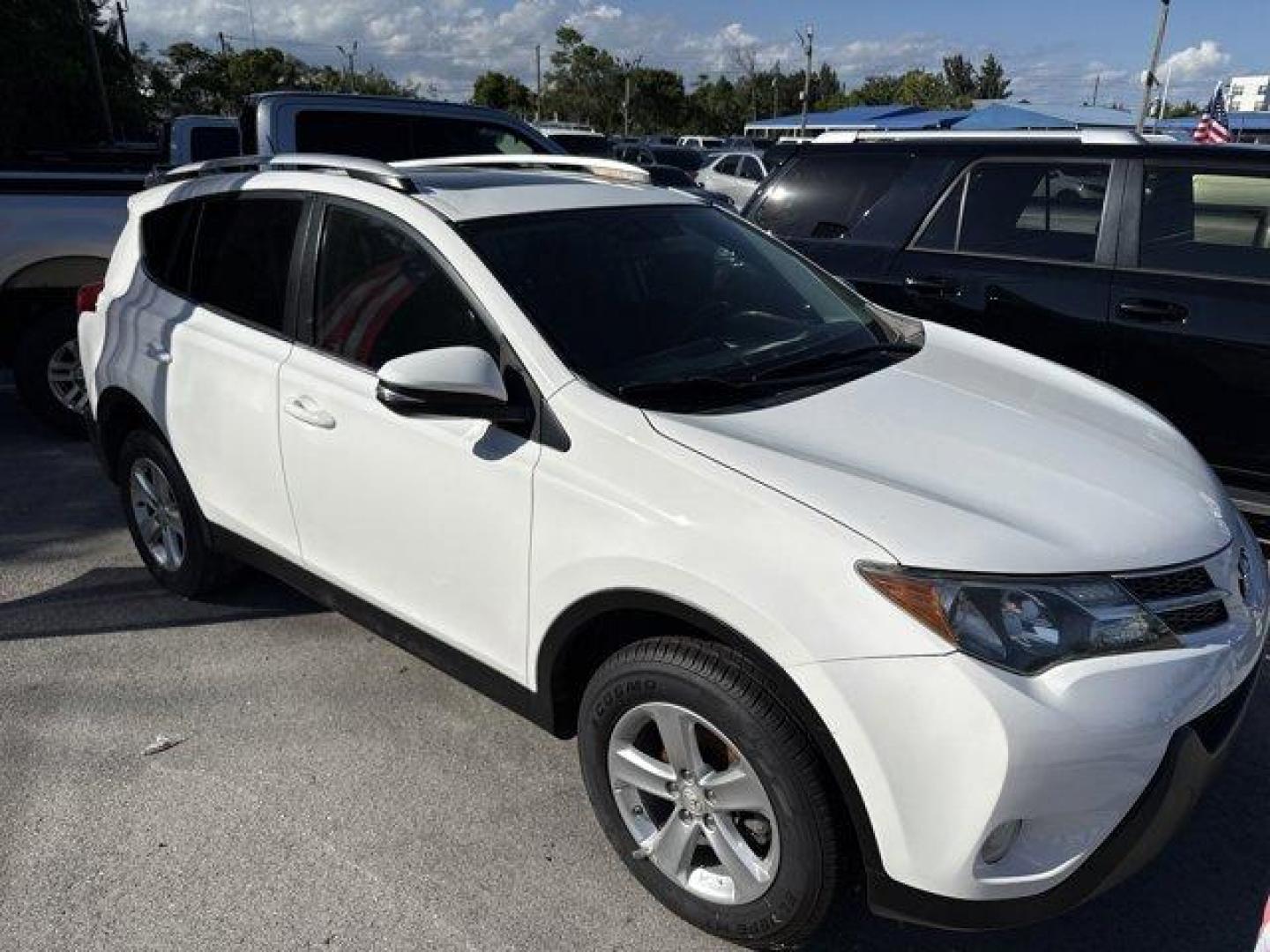 2014 White Toyota RAV4 (2T3WFREV5EW) with an 4 2.5 L engine, Automatic transmission, located at 27610 S Dixie Hwy, Homestead, FL, 33032, (305) 749-2348, 25.510241, -80.438301 - KBB.com 10 Best SUVs Under $25,000. Boasts 31 Highway MPG and 24 City MPG! This Toyota RAV4 delivers a Regular Unleaded I-4 2.5 L/152 engine powering this Automatic transmission. Wheels: 17 x 7.0J Alloy -inc: caps, Variable Intermittent Wipers, Urethane Gear Shifter Material.*This Toyota RAV4 Comes - Photo#4