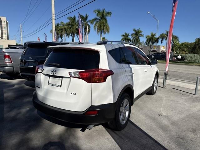 2014 White Toyota RAV4 (2T3WFREV5EW) with an 4 2.5 L engine, Automatic transmission, located at 27610 S Dixie Hwy, Homestead, FL, 33032, (305) 749-2348, 25.510241, -80.438301 - KBB.com 10 Best SUVs Under $25,000. Boasts 31 Highway MPG and 24 City MPG! This Toyota RAV4 delivers a Regular Unleaded I-4 2.5 L/152 engine powering this Automatic transmission. Wheels: 17 x 7.0J Alloy -inc: caps, Variable Intermittent Wipers, Urethane Gear Shifter Material.*This Toyota RAV4 Comes - Photo#3