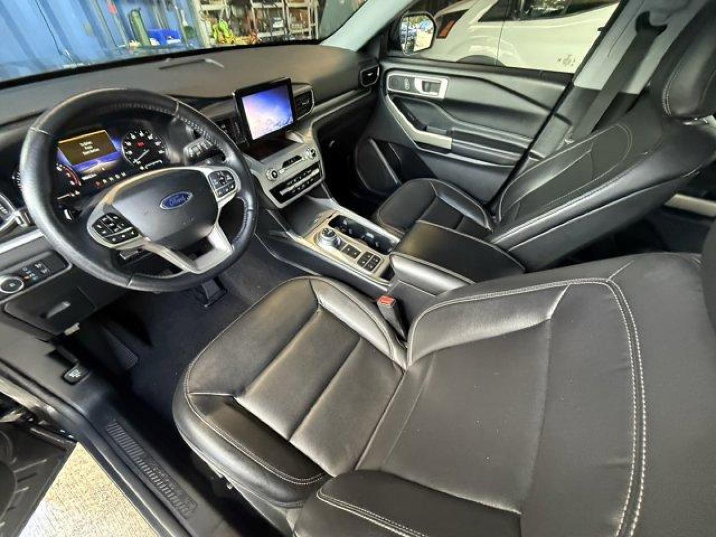 2020 Gray Ford Explorer (1FMSK7DHXLG) with an 4 2.3 L engine, Automatic transmission, located at 27610 S Dixie Hwy, Homestead, FL, 33032, (305) 749-2348, 25.510241, -80.438301 - KBB.com 10 Favorite New-for-2020 Cars. Boasts 28 Highway MPG and 21 City MPG! This Ford Explorer delivers a Intercooled Turbo Premium Unleaded I-4 2.3 L/140 engine powering this Automatic transmission. Voice Activated Dual Zone Front Automatic Air Conditioning, Trunk/Hatch Auto-Latch, Trip Computer. - Photo#10