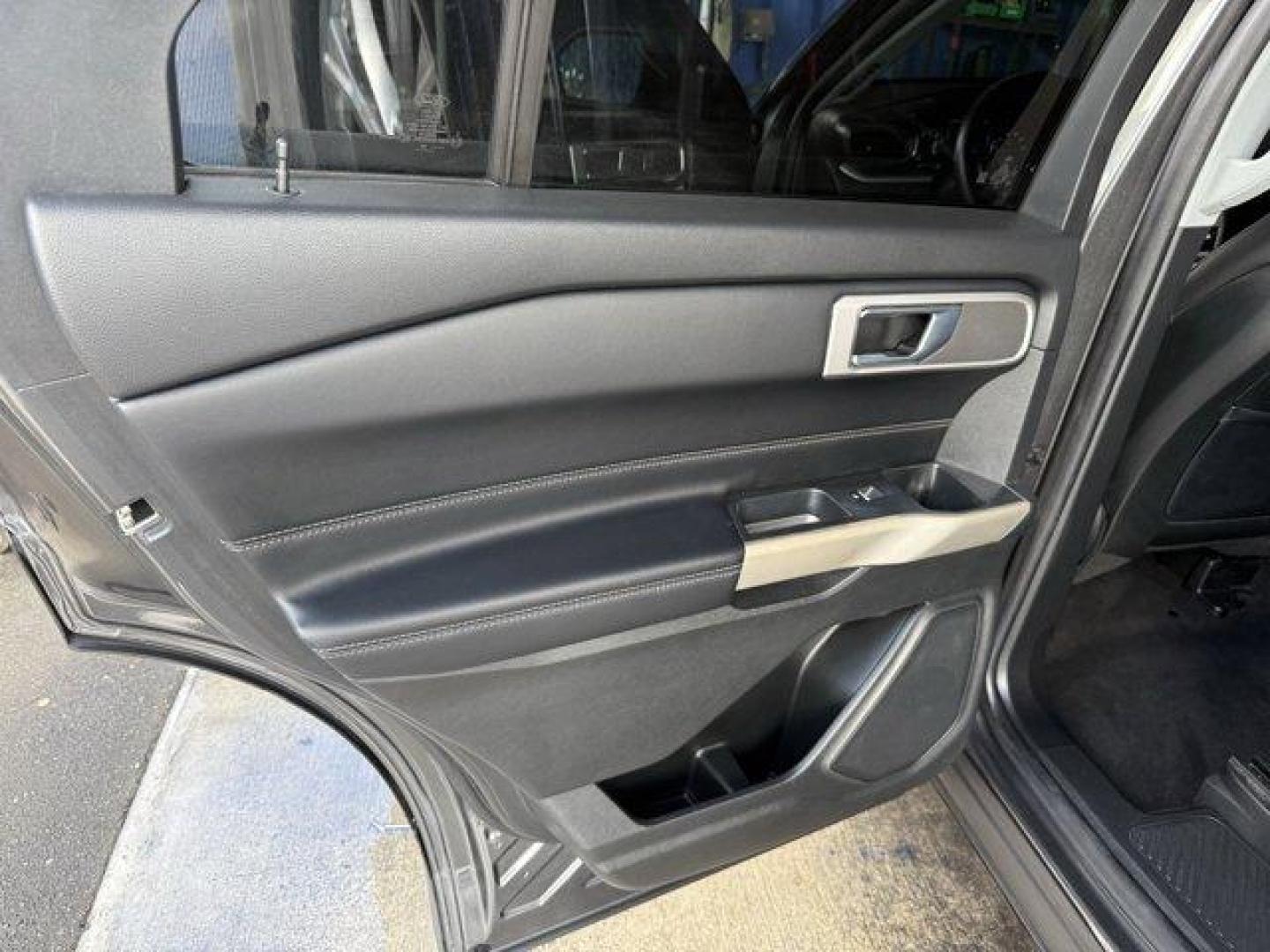 2020 Gray Ford Explorer (1FMSK7DHXLG) with an 4 2.3 L engine, Automatic transmission, located at 27610 S Dixie Hwy, Homestead, FL, 33032, (305) 749-2348, 25.510241, -80.438301 - KBB.com 10 Favorite New-for-2020 Cars. Boasts 28 Highway MPG and 21 City MPG! This Ford Explorer delivers a Intercooled Turbo Premium Unleaded I-4 2.3 L/140 engine powering this Automatic transmission. Voice Activated Dual Zone Front Automatic Air Conditioning, Trunk/Hatch Auto-Latch, Trip Computer. - Photo#14