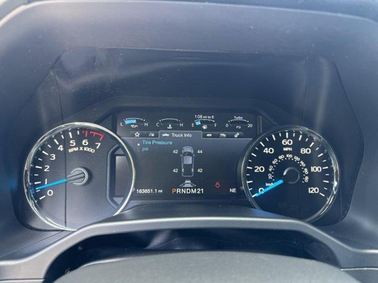 2015 White Ford F-150 (1FTFW1EG3FF) with an 6 3.5 L engine, Automatic transmission, located at 27610 S Dixie Hwy, Homestead, FL, 33032, (305) 749-2348, 25.510241, -80.438301 - NACTOY 2015 North American Truck of the Year. Scores 23 Highway MPG and 17 City MPG! This Ford F-150 delivers a Ecoboost 3.5L V6 engine powering this Automatic transmission. Transmission: Electronic 6-Speed Automatic -inc: tow/haul mode, Towing Equipment -inc: Trailer Sway Control, Tire Specific Low - Photo#9