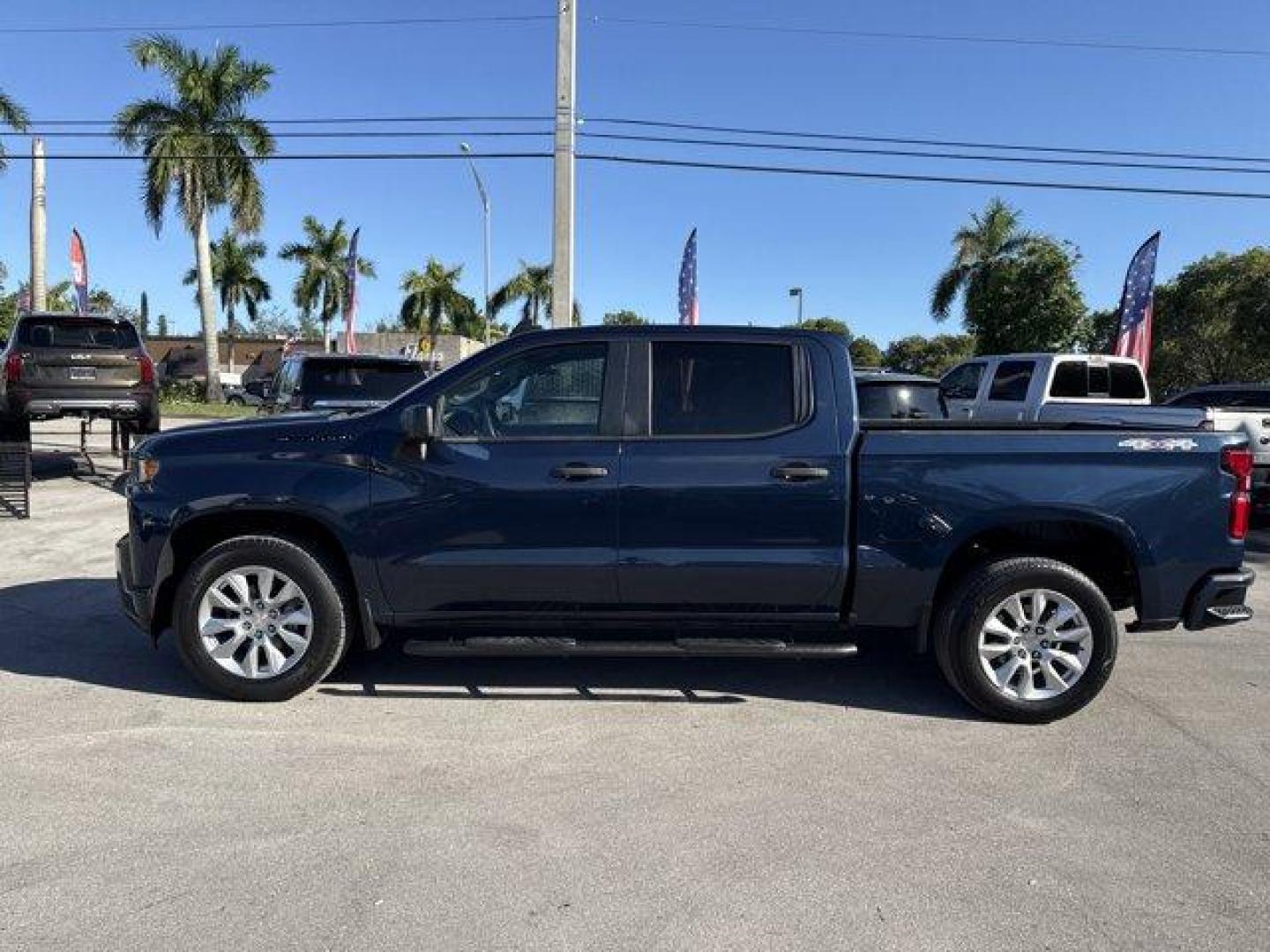 2020 Northsky Blue Metallic /Jet Black Chevrolet Silverado 1500 (1GCPYBEH4LZ) with an 6 4.3L engine, Automatic transmission, located at 27610 S Dixie Hwy, Homestead, FL, 33032, (305) 749-2348, 25.510241, -80.438301 - Scores 20 Highway MPG and 15 City MPG! This Chevrolet Silverado 1500 delivers a Gas V6 4.3L/262 engine powering this Automatic transmission. WHEELS, 20 X 9 (50.8 CM X 22.9 CM) SILVER PAINTED ALUMINUM (STD), TRANSMISSION, 6-SPEED AUTOMATIC, ELECTRONICALLY CONTROLLED (STD), TRAILERING PACKAGE includes - Photo#1