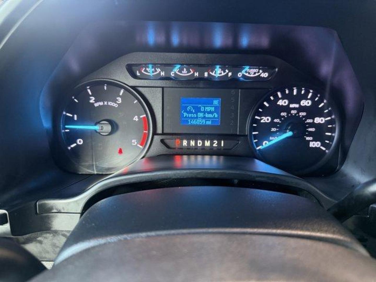 2019 White Ford Super Duty F-550 DRW (1FD0W5HT2KE) with an 8 6.7 L engine, Automatic transmission, located at 27610 S Dixie Hwy, Homestead, FL, 33032, (305) 749-2348, 25.510241, -80.438301 - This Ford Super Duty F-550 DRW boasts a Intercooled Turbo Diesel V-8 6.7 L/406 engine powering this Automatic transmission. Variable Intermittent Wipers, Urethane Gear Shifter Material, Trip Computer.*This Ford Super Duty F-550 DRW Comes Equipped with These Options *Transmission w/Driver Selectable - Photo#8