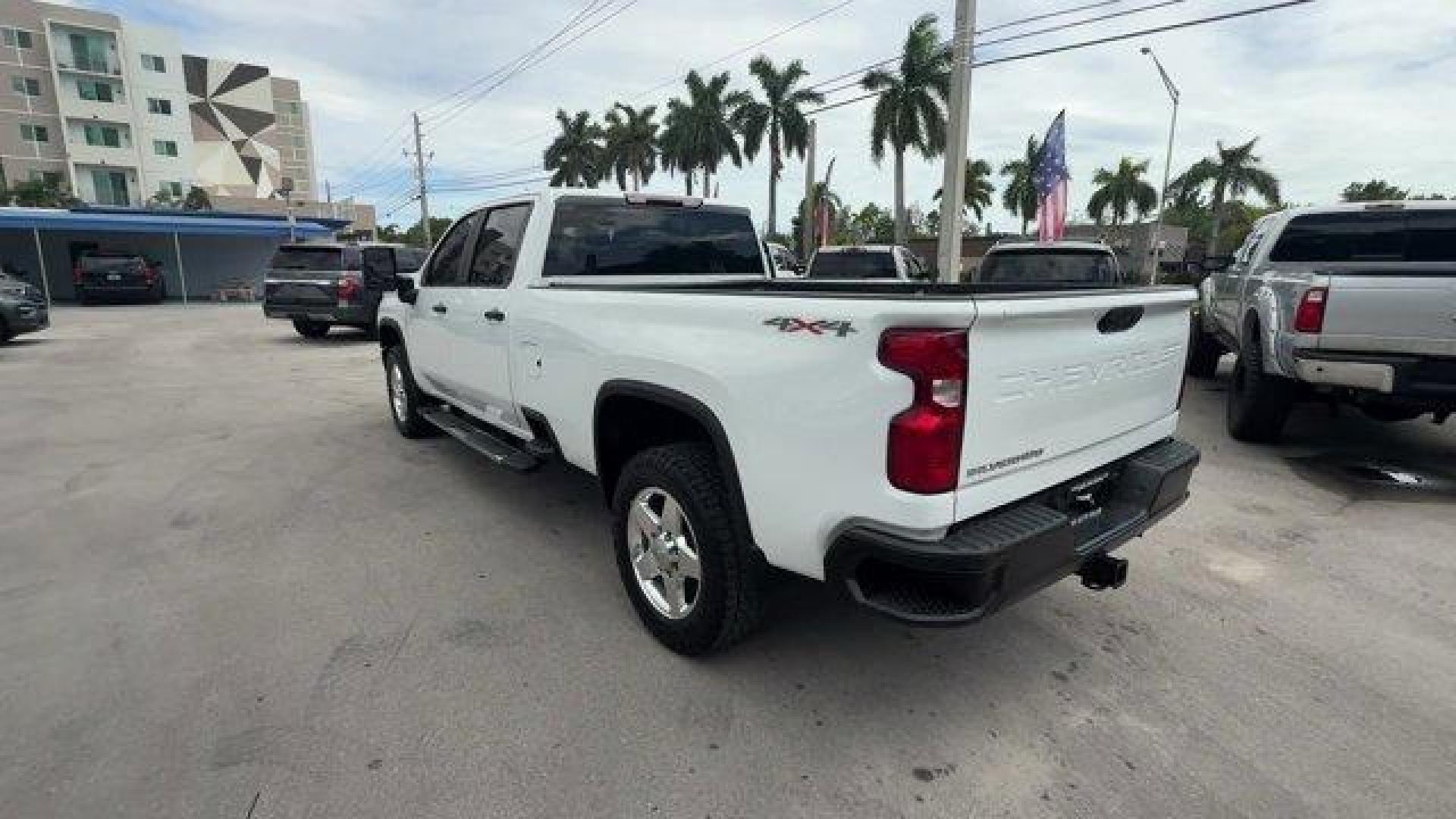 2020 Summit White /Jet Black Chevrolet Silverado 2500HD (1GC1YLEY0LF) with an 8 6.6L engine, Automatic transmission, located at 27610 S Dixie Hwy, Homestead, FL, 33032, (305) 749-2348, 25.510241, -80.438301 - This Chevrolet Silverado 2500HD boasts a Turbocharged Diesel V8 6.6L/403 engine powering this Automatic transmission. WORK TRUCK PREFERRED EQUIPMENT GROUP includes standard equipment, WINTER GRILLE COVER, TRANSMISSION, ALLISON 10-SPEED AUTOMATIC.* This Chevrolet Silverado 2500HD Features the Followi - Photo#2