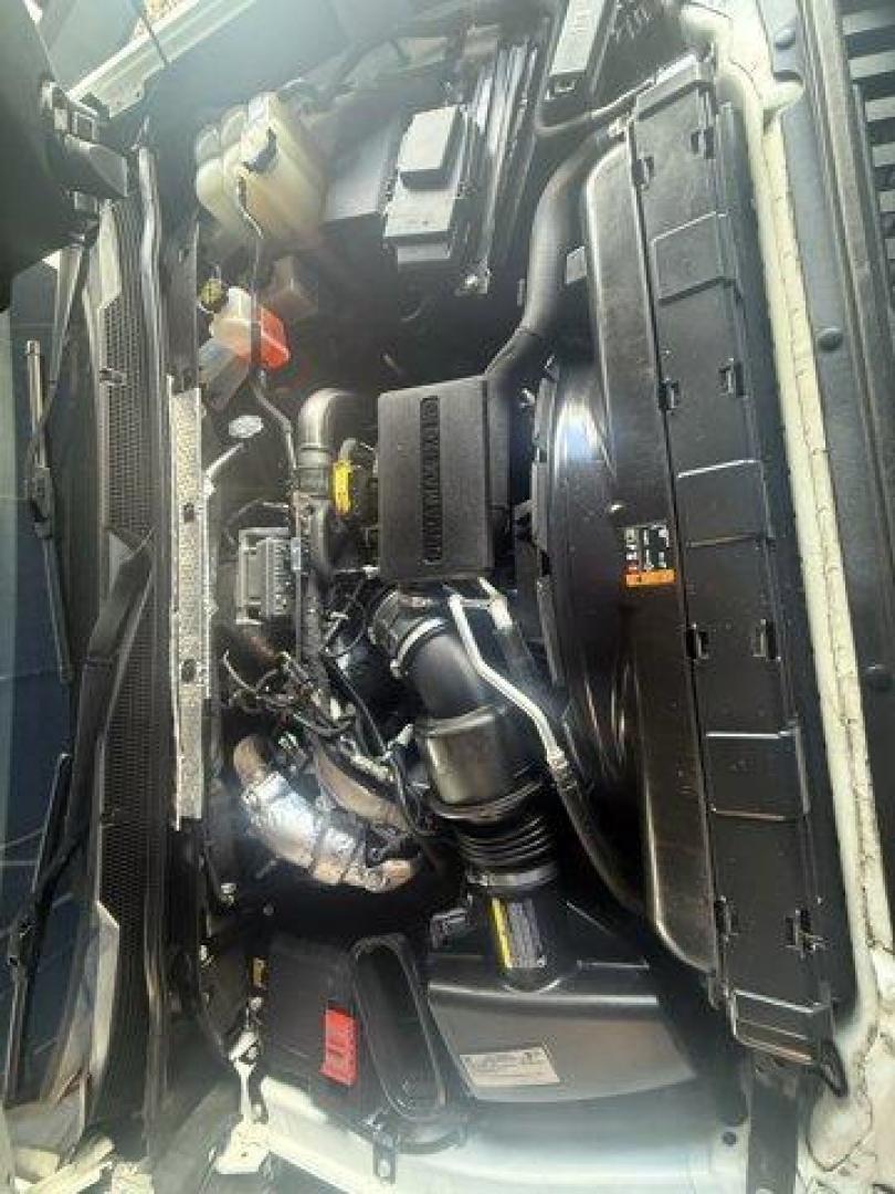 2020 Summit White /Jet Black Chevrolet Silverado 2500HD (1GC1YLEY0LF) with an 8 6.6L engine, Automatic transmission, located at 27610 S Dixie Hwy, Homestead, FL, 33032, (305) 749-2348, 25.510241, -80.438301 - This Chevrolet Silverado 2500HD boasts a Turbocharged Diesel V8 6.6L/403 engine powering this Automatic transmission. WORK TRUCK PREFERRED EQUIPMENT GROUP includes standard equipment, WINTER GRILLE COVER, TRANSMISSION, ALLISON 10-SPEED AUTOMATIC.* This Chevrolet Silverado 2500HD Features the Followi - Photo#15