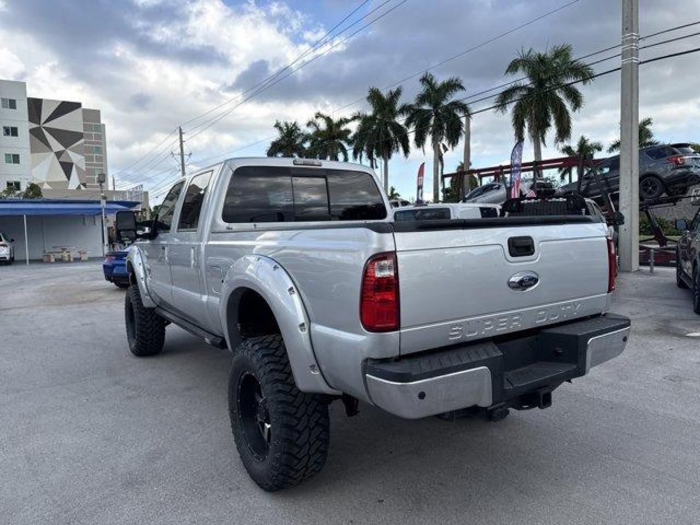 2016 Silver Ford Super Duty F-350 SRW (1FT8W3BT0GE) with an 8 6.7 L engine, Automatic transmission, located at 27610 S Dixie Hwy, Homestead, FL, 33032, (305) 749-2348, 25.510241, -80.438301 - KBB.com Brand Image Awards. This Ford Super Duty F-350 SRW boasts a Intercooled Turbo Diesel V-8 6.7 L/406 engine powering this Automatic transmission. Variable Intermittent Wipers, Urethane Gear Shifter Material, Transmission: TorqShift 6-Speed Automatic -inc: SelectShift.*This Ford Super Duty F-35 - Photo#2
