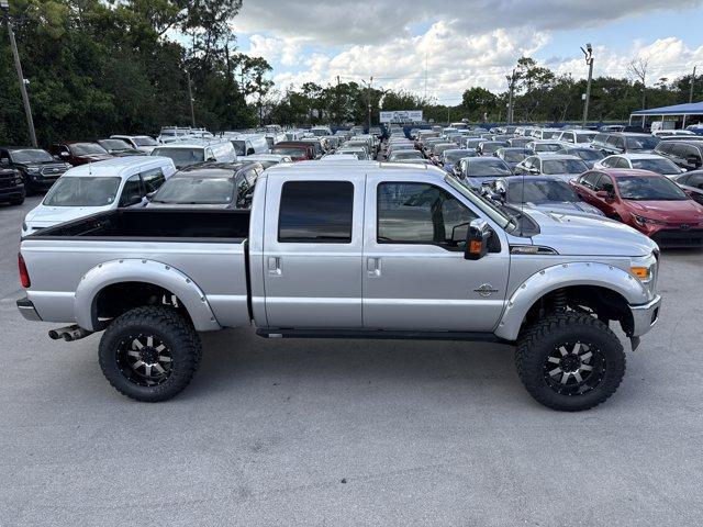 2016 Silver Ford Super Duty F-350 SRW (1FT8W3BT0GE) with an 8 6.7 L engine, Automatic transmission, located at 27610 S Dixie Hwy, Homestead, FL, 33032, (305) 749-2348, 25.510241, -80.438301 - KBB.com Brand Image Awards. This Ford Super Duty F-350 SRW boasts a Intercooled Turbo Diesel V-8 6.7 L/406 engine powering this Automatic transmission. Variable Intermittent Wipers, Urethane Gear Shifter Material, Transmission: TorqShift 6-Speed Automatic -inc: SelectShift.*This Ford Super Duty F-35 - Photo#5