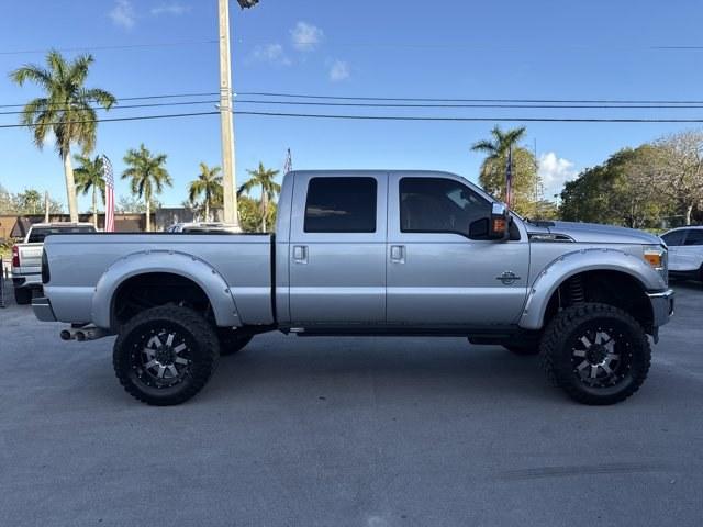 2016 Silver Ford Super Duty F-350 SRW (1FT8W3BT0GE) with an 8 6.7 L engine, Automatic transmission, located at 27610 S Dixie Hwy, Homestead, FL, 33032, (305) 749-2348, 25.510241, -80.438301 - KBB.com Brand Image Awards. This Ford Super Duty F-350 SRW boasts a Intercooled Turbo Diesel V-8 6.7 L/406 engine powering this Automatic transmission. Variable Intermittent Wipers, Urethane Gear Shifter Material, Transmission: TorqShift 6-Speed Automatic -inc: SelectShift.*This Ford Super Duty F-35 - Photo#7