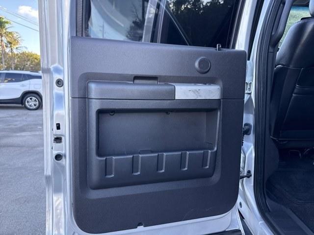 2016 Silver Ford Super Duty F-350 SRW (1FT8W3BT0GE) with an 8 6.7 L engine, Automatic transmission, located at 27610 S Dixie Hwy, Homestead, FL, 33032, (305) 749-2348, 25.510241, -80.438301 - KBB.com Brand Image Awards. This Ford Super Duty F-350 SRW boasts a Intercooled Turbo Diesel V-8 6.7 L/406 engine powering this Automatic transmission. Variable Intermittent Wipers, Urethane Gear Shifter Material, Transmission: TorqShift 6-Speed Automatic -inc: SelectShift.*This Ford Super Duty F-35 - Photo#0