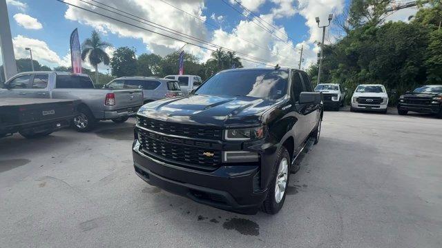 2020 Black /Jet Black Chevrolet Silverado 1500 (1GCPWBEHXLZ) with an 6 4.3L engine, Automatic transmission, located at 27610 S Dixie Hwy, Homestead, FL, 33032, (305) 749-2348, 25.510241, -80.438301 - Delivers 21 Highway MPG and 16 City MPG! This Chevrolet Silverado 1500 delivers a Gas V6 4.3L/262 engine powering this Automatic transmission. WHEELS, 20 X 9 (50.8 CM X 22.9 CM) SILVER PAINTED ALUMINUM (STD), TRANSMISSION, 6-SPEED AUTOMATIC, ELECTRONICALLY CONTROLLED (STD), TRAILERING PACKAGE includ - Photo#0