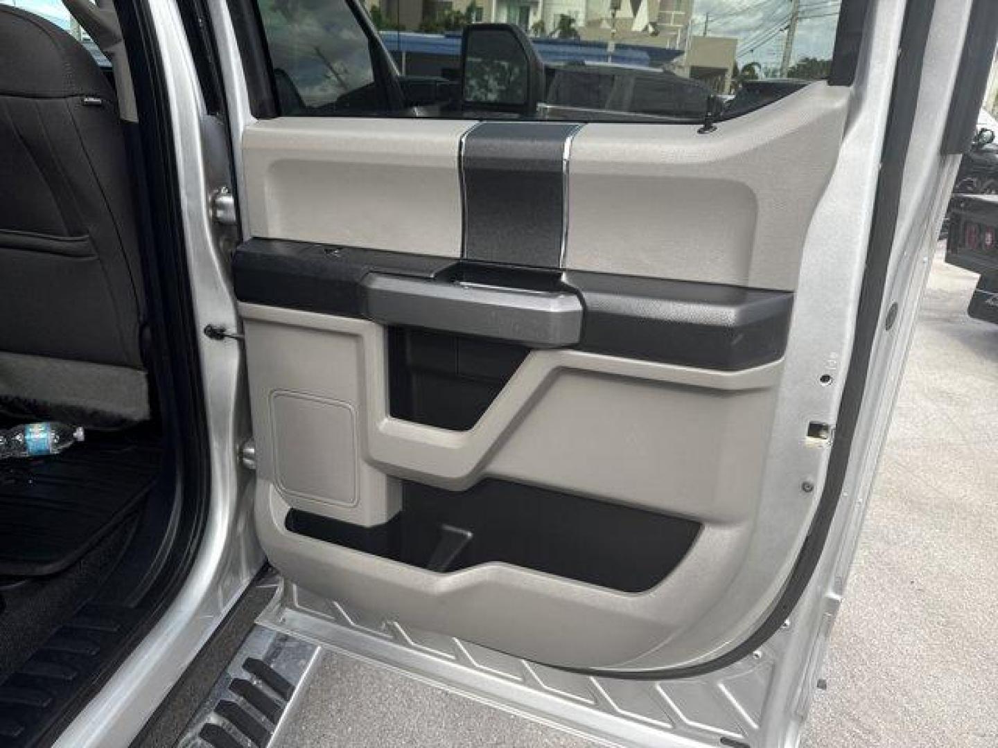 2017 Silver Ford Super Duty F-250 SRW (1FT7W2BT2HE) with an 8 6.7 L engine, Automatic transmission, located at 27610 S Dixie Hwy, Homestead, FL, 33032, (305) 749-2348, 25.510241, -80.438301 - KBB.com Brand Image Awards. This Ford Super Duty F-250 SRW delivers a Intercooled Turbo Diesel V-8 6.7 L/406 engine powering this Automatic transmission. ENGINE: 6.7L 4V OHV POWER STROKE V8 TURBO DIESEL B20 -inc: 4 valve OHV, manual push-button engine-exhaust braking and intelligent oil-life monitor - Photo#13