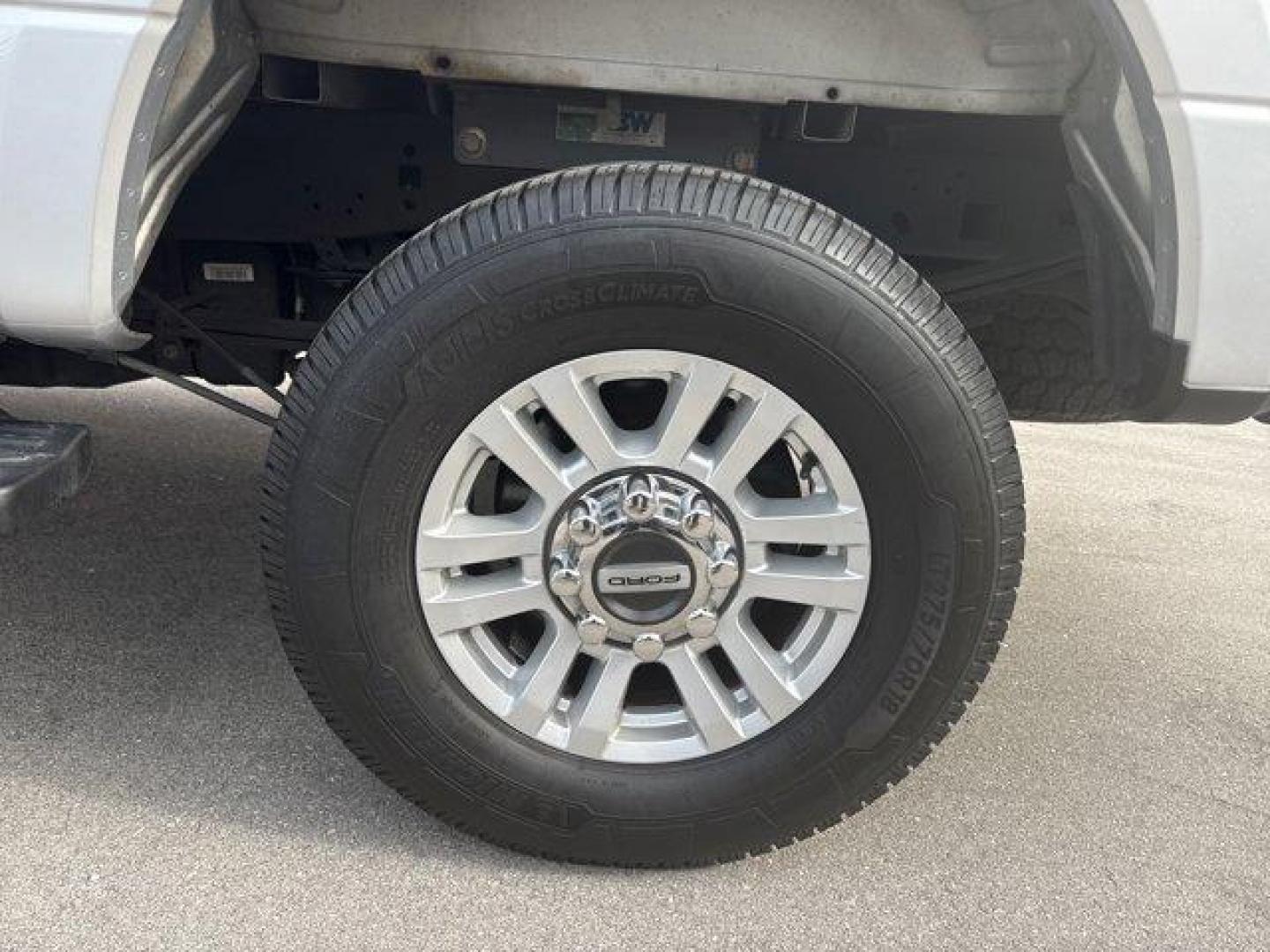 2017 Silver Ford Super Duty F-250 SRW (1FT7W2BT2HE) with an 8 6.7 L engine, Automatic transmission, located at 27610 S Dixie Hwy, Homestead, FL, 33032, (305) 749-2348, 25.510241, -80.438301 - KBB.com Brand Image Awards. This Ford Super Duty F-250 SRW delivers a Intercooled Turbo Diesel V-8 6.7 L/406 engine powering this Automatic transmission. ENGINE: 6.7L 4V OHV POWER STROKE V8 TURBO DIESEL B20 -inc: 4 valve OHV, manual push-button engine-exhaust braking and intelligent oil-life monitor - Photo#17