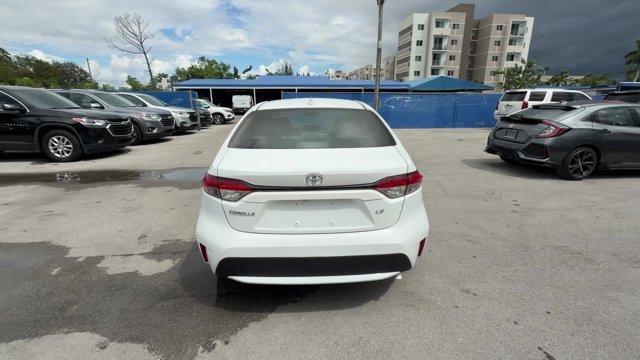2020 White Toyota Corolla (JTDEPRAE1LJ) with an 4 1.8 L engine, Variable transmission, located at 27610 S Dixie Hwy, Homestead, FL, 33032, (305) 749-2348, 25.510241, -80.438301 - KBB.com 10 Coolest New Cars Under $20,000. Boasts 38 Highway MPG and 30 City MPG! This Toyota Corolla boasts a Regular Unleaded I-4 1.8 L/110 engine powering this Variable transmission. Wheels: 16 Wide Vent Steel, Wheels w/Full Wheel Covers, Variable Intermittent Wipers.*This Toyota Corolla Comes Eq - Photo#3