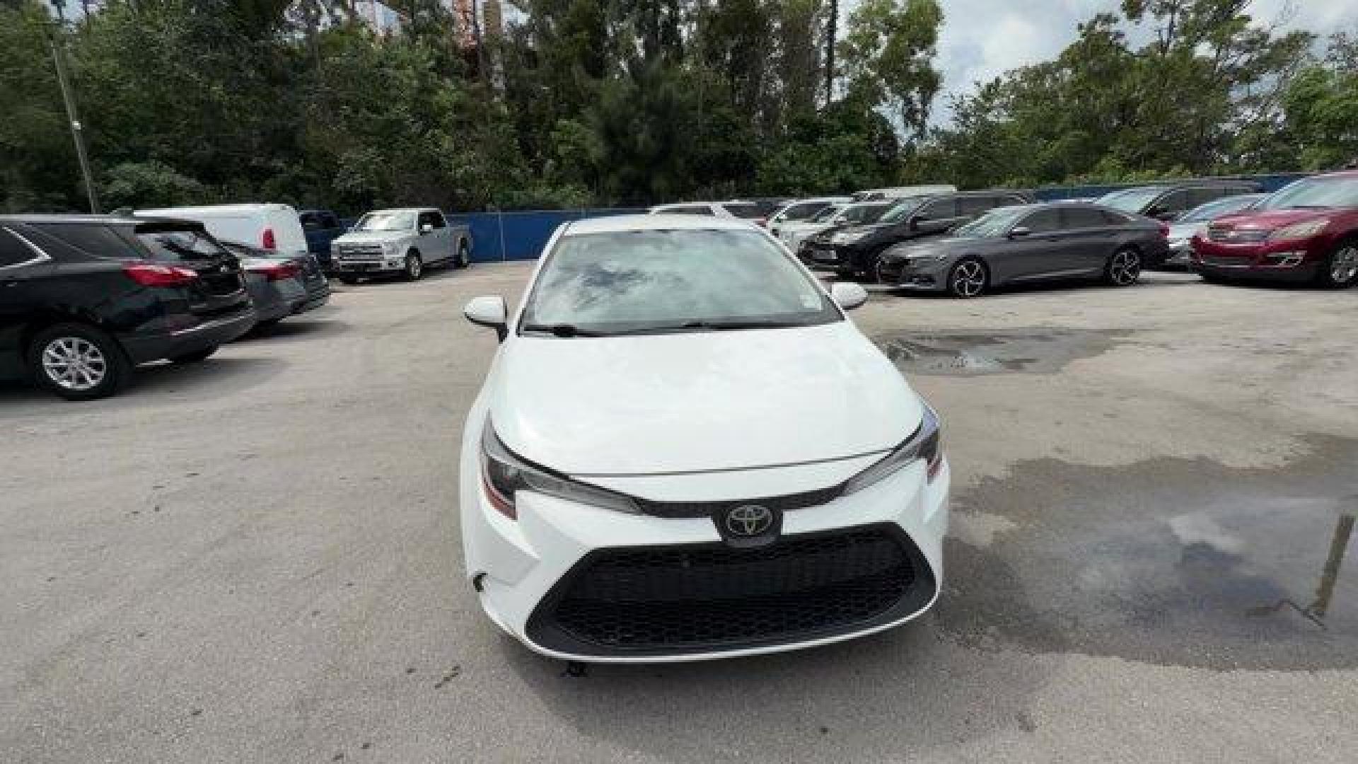 2020 White Toyota Corolla (JTDEPRAE1LJ) with an 4 1.8 L engine, Variable transmission, located at 27610 S Dixie Hwy, Homestead, FL, 33032, (305) 749-2348, 25.510241, -80.438301 - KBB.com 10 Coolest New Cars Under $20,000. Boasts 38 Highway MPG and 30 City MPG! This Toyota Corolla boasts a Regular Unleaded I-4 1.8 L/110 engine powering this Variable transmission. Wheels: 16 Wide Vent Steel, Wheels w/Full Wheel Covers, Variable Intermittent Wipers.*This Toyota Corolla Comes Eq - Photo#7